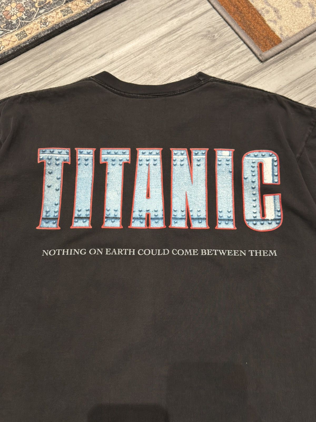 Other 90s Titanic Movie Tshirt Size US L / EU 52-54 / 3 - 6 Thumbnail