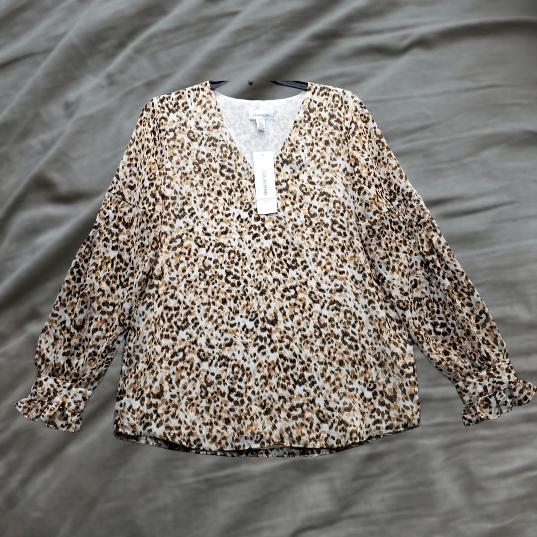 Calvin Klein Calvin Klein Blouse Womens S Multi Leopard Print Lined Balloon Sleeve V-Neck Shirt Womens S Size S / US 4 / IT 40 - 1 Thumbnail