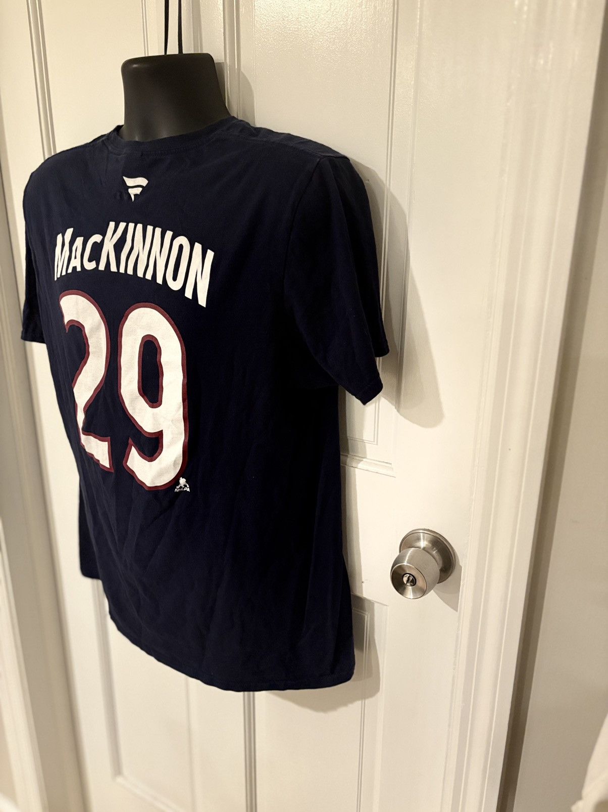 Other Colorado Avalanche #29 Nathan Mackinnon Men’s large t shirt Size US L / EU 52-54 / 3 - 12 Thumbnail
