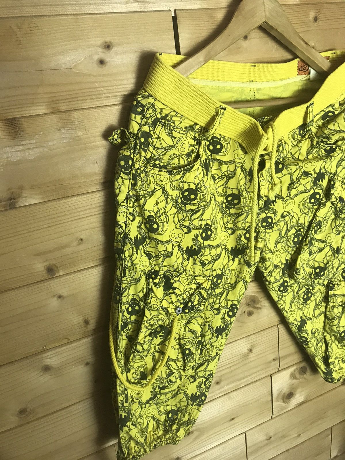 Ed Hardy Vintage Y2K Ed Hardy over print skull breeches Size 32" / US 10 / IT 46 - 2 Thumbnail