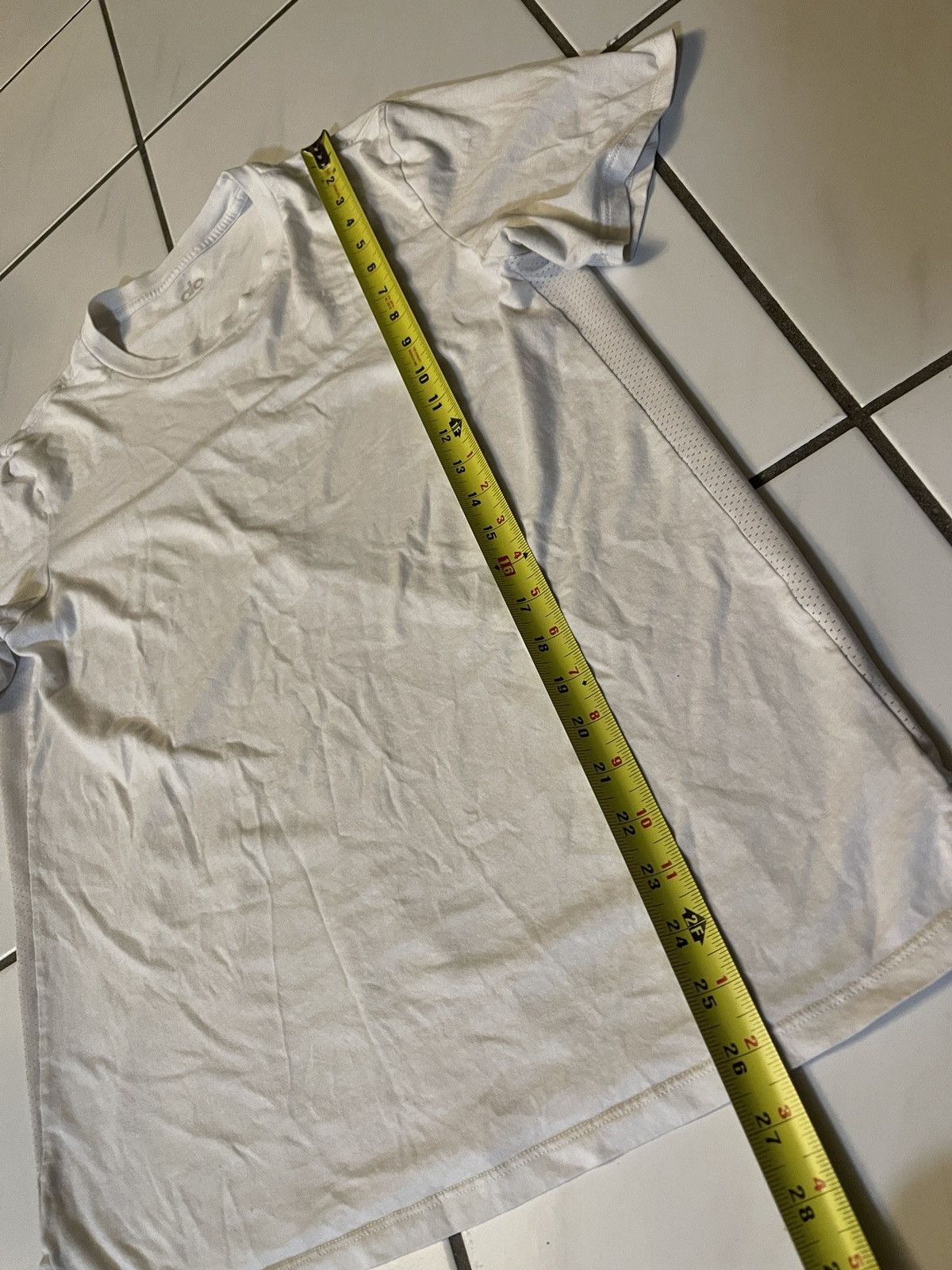 Alo Alo Yoga Men’s Medium Tee Shirt White Short Sleeve Size US M / EU 48-50 / 2 - 3 Thumbnail