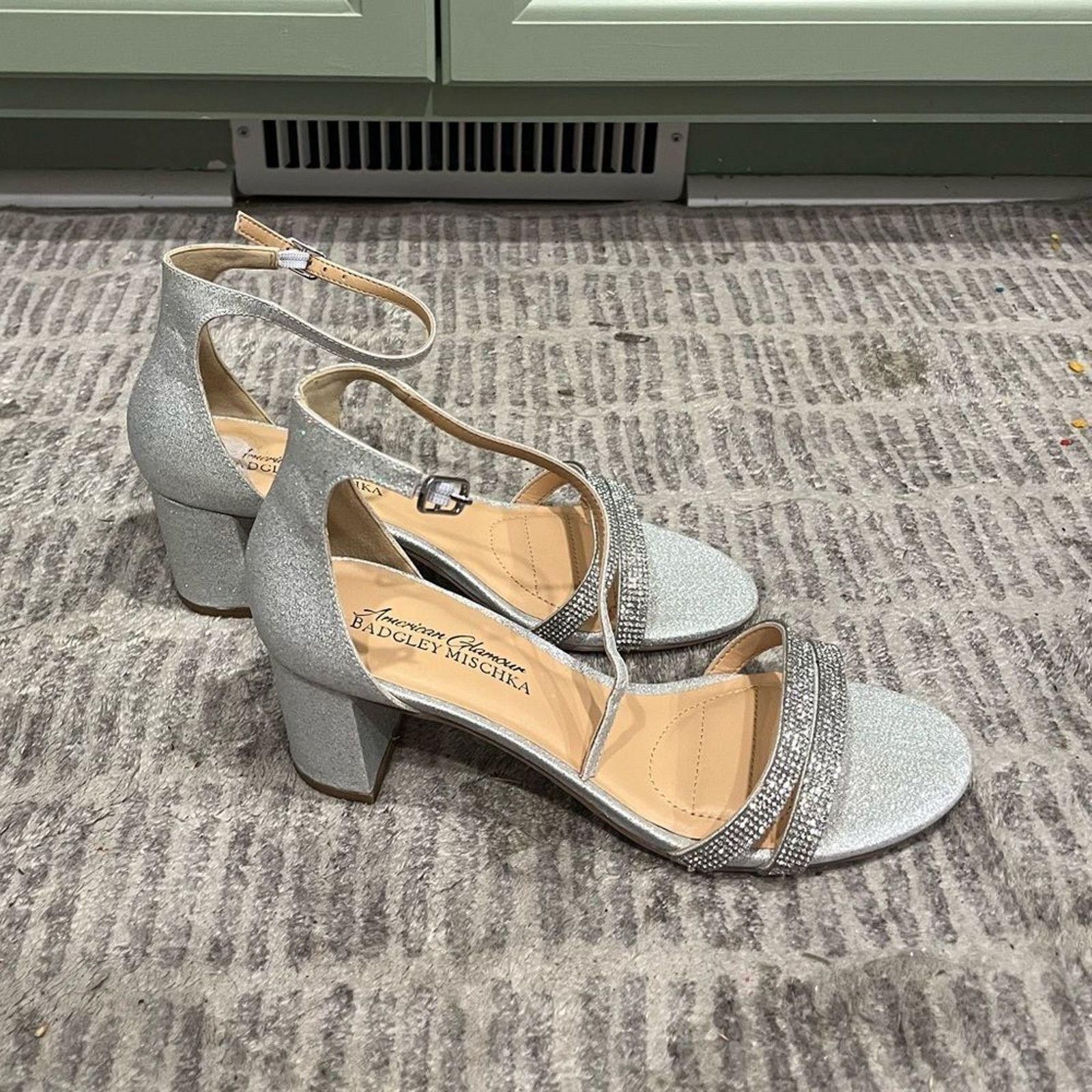 Badgley Mischka Badgley Mischka American Glamour Silver Sparkle Sandals Size US 7 / IT 37 - 5 Thumbnail