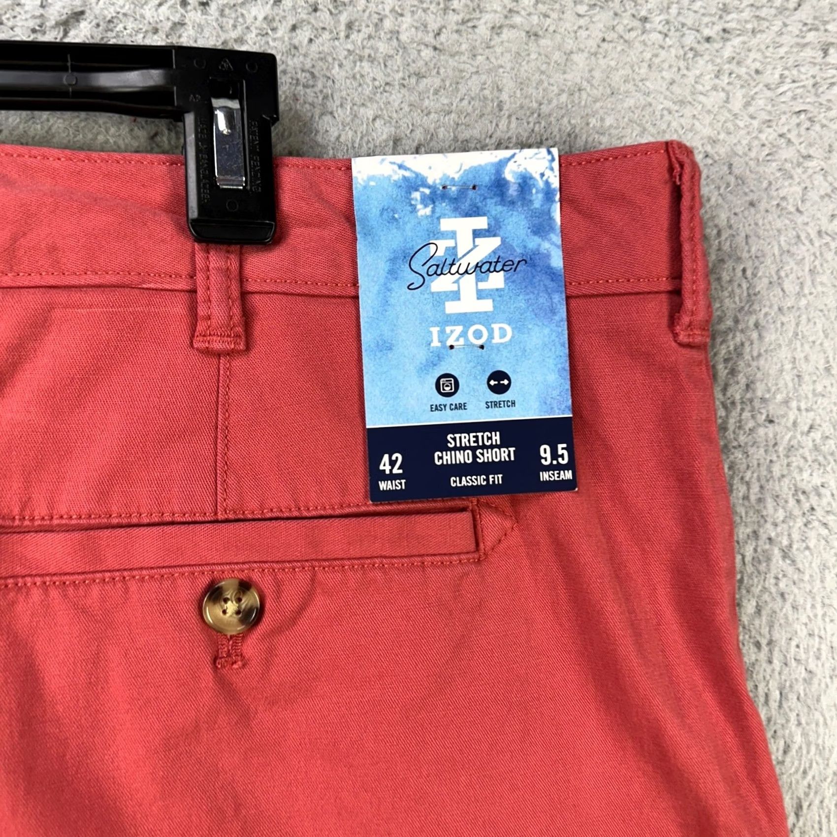 Izod IZOD Saltwater Chino Short Red Khaki Stretch Classic Fit Pocket Adult Men 42X9.5 NEW Size US 42 / EU 58 - 2 Thumbnail