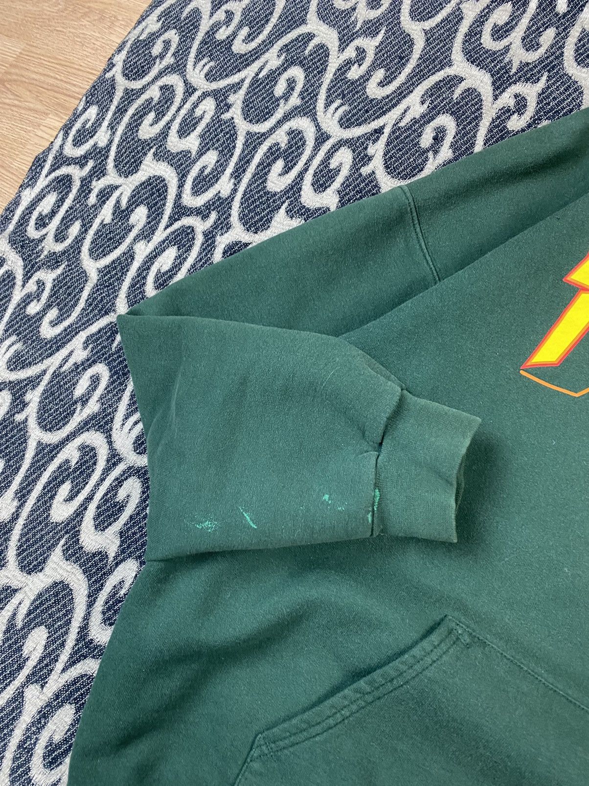Thrasher Vintage Thrasher Magazine Flame Logo Green Hoodie Size US M / EU 48-50 / 2 - 5 Thumbnail
