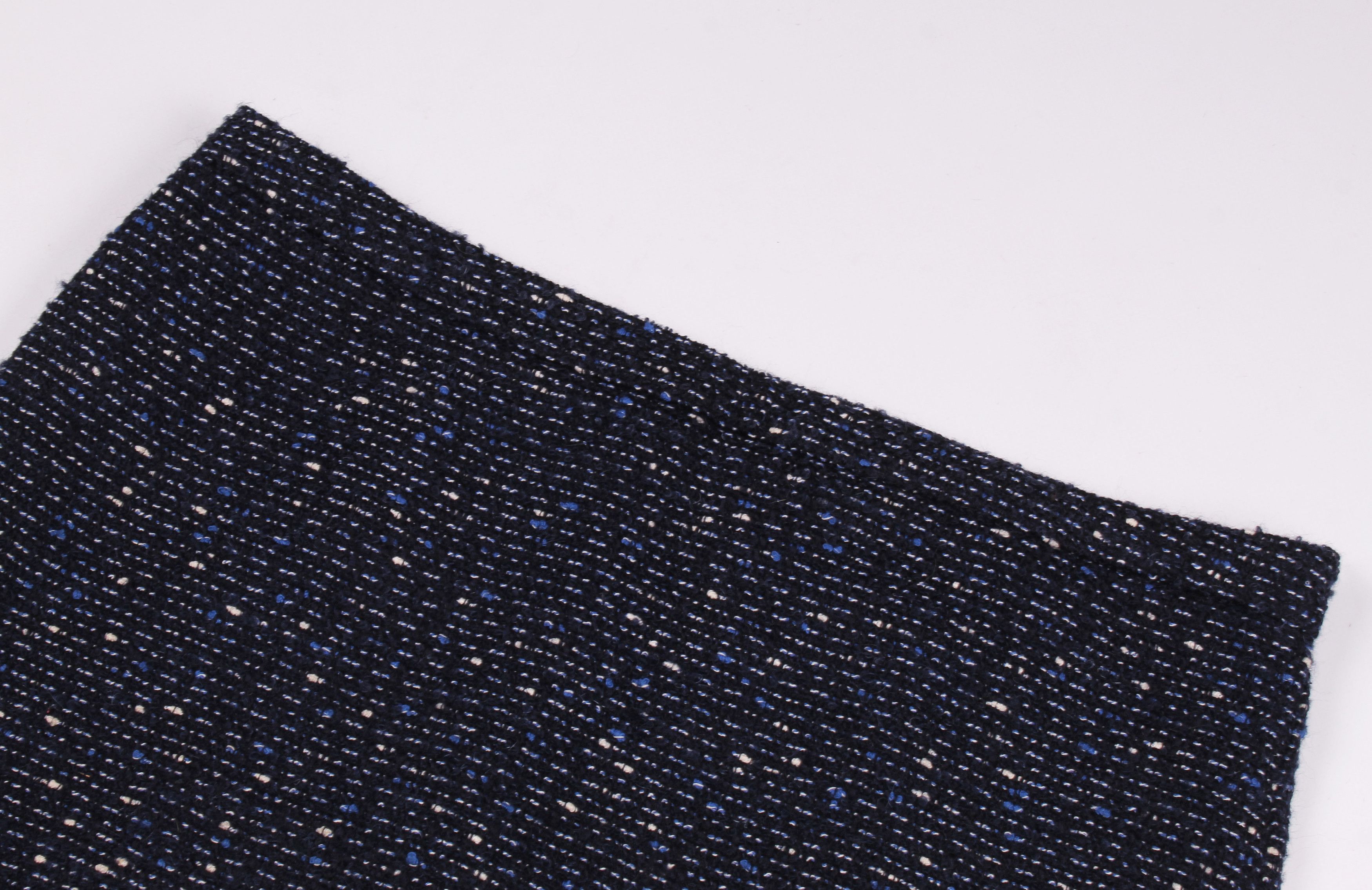 Love Moschino Love Moschino Tweed Navy Wool Mohair Blend Mini Skirt Size 34" / US 12 / IT 48 - 2 Thumbnail