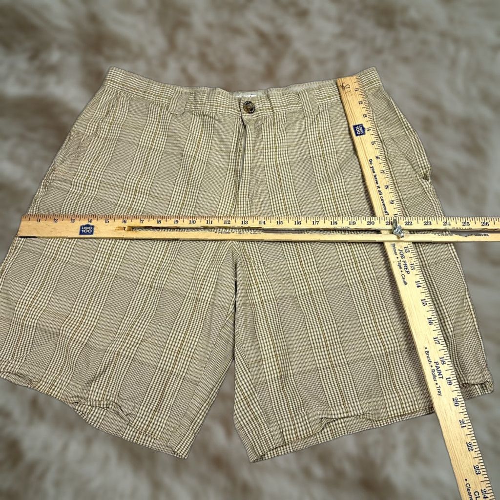 Vintage Columbia Mens Chino Shorts 38 Beige 100% Cotton Flat Front Regular Size XS/Adult 38 Beige Chino Size US 38 / EU 54 - 1 Thumbnail
