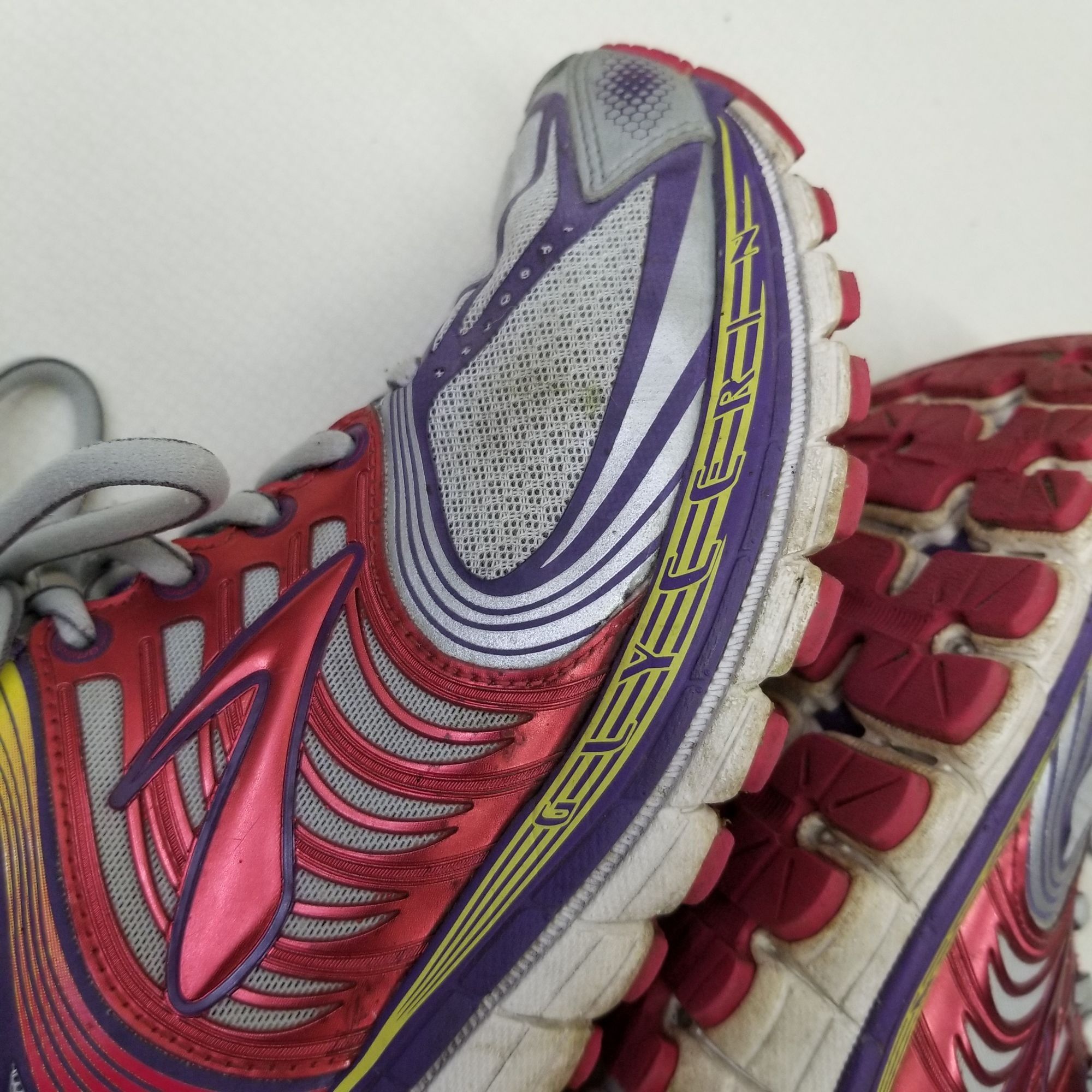 Brooks Brooks 9 Tennis Shoes GLYCERIN 11 Sneakers Athletic Cross Co Size US 9 / IT 39 - 6 Thumbnail