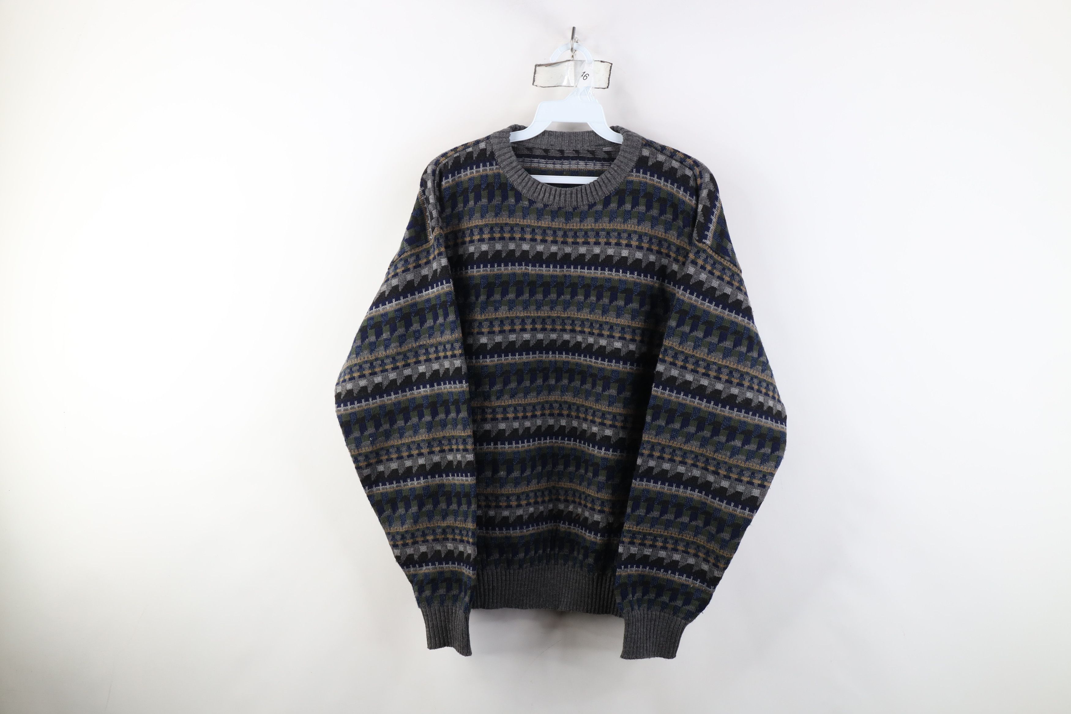 Vintage Vintage 90s Streetwear Tone Fair Isle Knit Crewneck Sweater Size US M / EU 48-50 / 2 - 1 Thumbnail