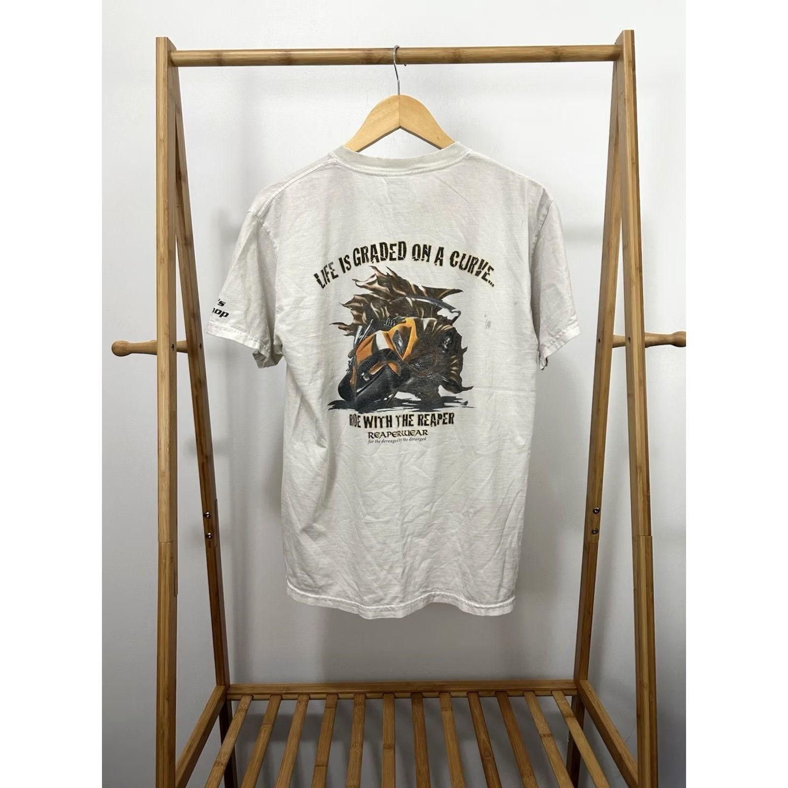 Gildan VTG Reaper Motorcycle Life Is Graded On A Curve Worn Distressed T-Shirt M Shirt Mens White Gildan Size US M / EU 48-50 / 2 - 2 Thumbnail