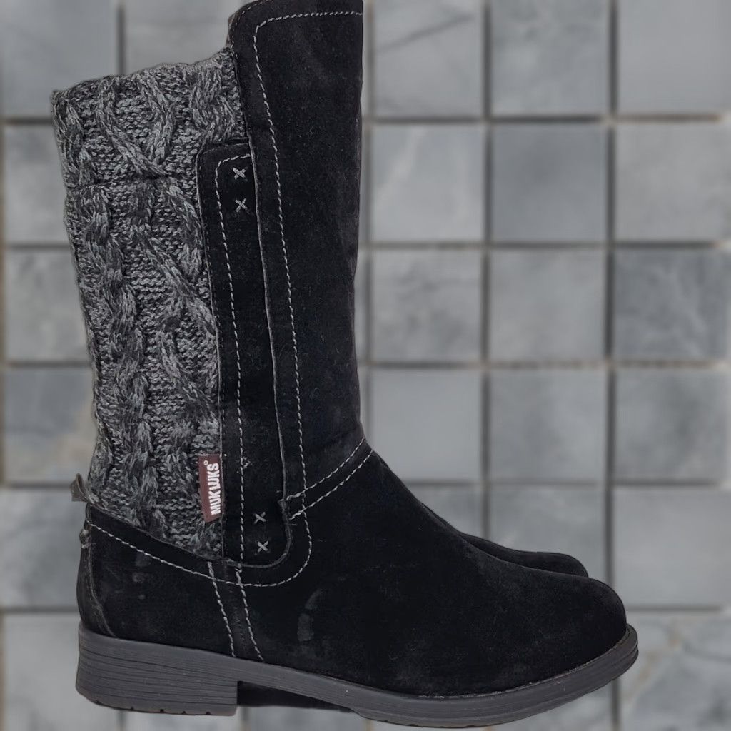 Vintage MUK LUKS Women’s Boot Mid Calf Black Knit Faux Fur Zip Up Casey 9 Snow Boot Vintage No? Size US 9 / IT 39 - 1 Thumbnail