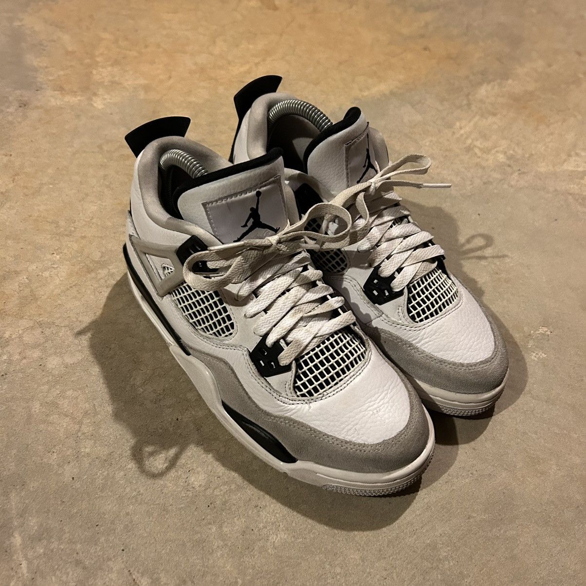 Jordan Brand × Nike Air Jordan 4 Retro Military Black 2022 US 6.5 Size US 6.5 / EU 39-40 - 7 Thumbnail