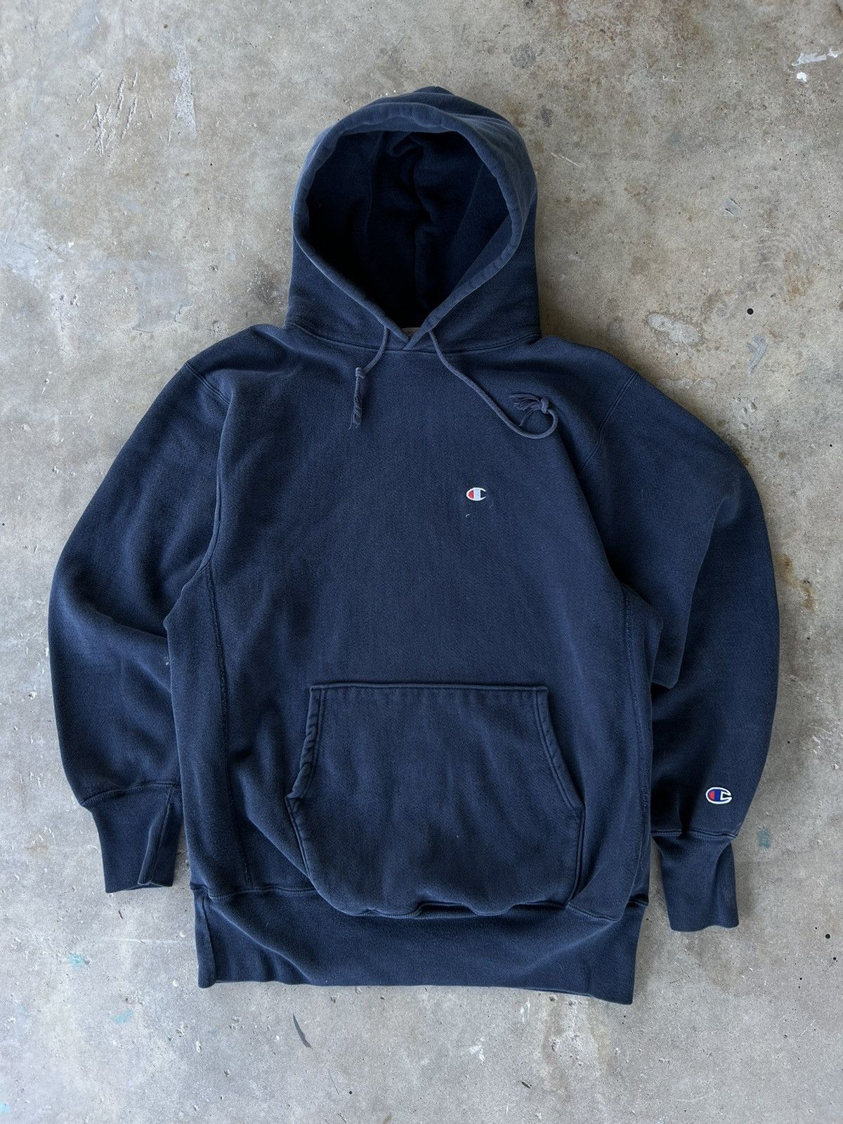 Champion Vintage 90’s Navy Essential Champion Reverse Weave Hoodie Size US XL / EU 56 / 4 - 1 Thumbnail