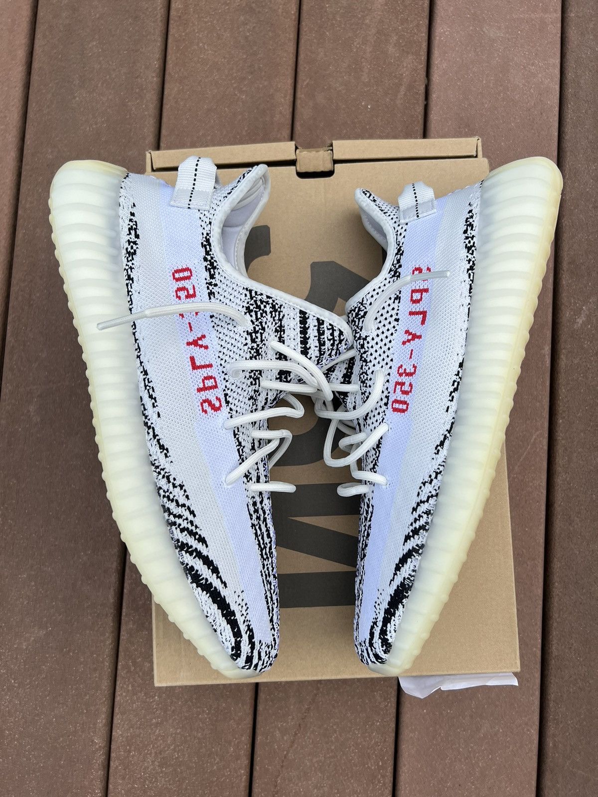 Adidas Yeezy 350 v2 zebra worn once Size US 14 / EU 47 - 2 Thumbnail