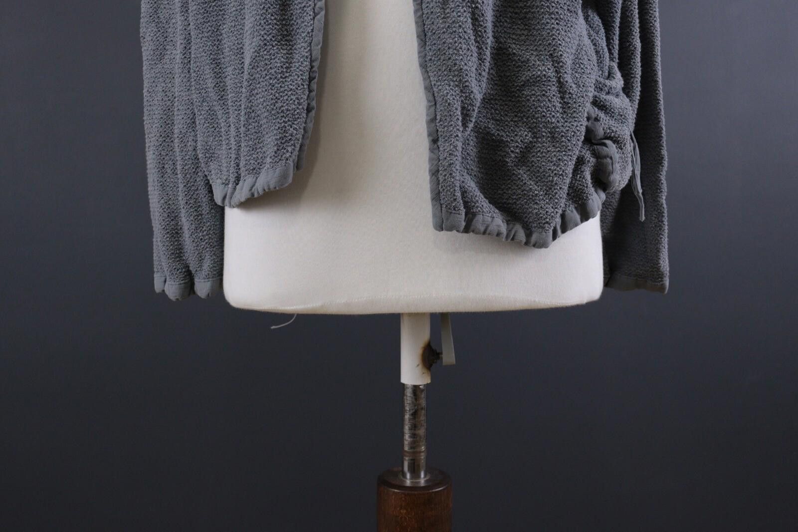 Designer Absolut By Zebra Gray Open Knit Cape Sweater Size 2 / M Size US M / EU 48-50 / 2 - 3 Thumbnail