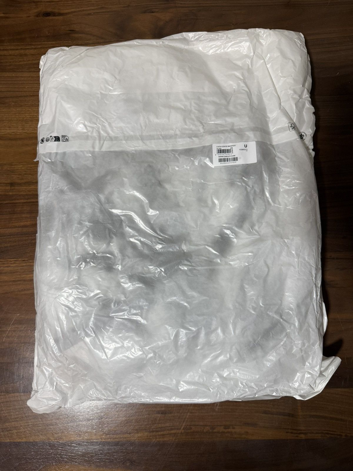 Kith × Oakley Kith for Oakley Icon RC Backpack in Silver 32L Capacity Bag Size ONE SIZE - 9 Thumbnail