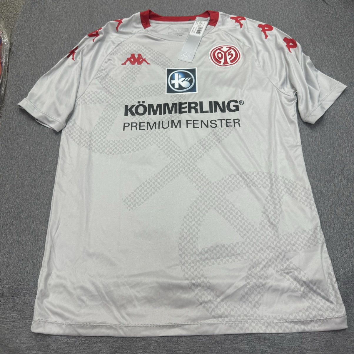 Kappa Mainz 21/22 away shirt (bnwt) Size US M / EU 48-50 / 2 - 1 Thumbnail