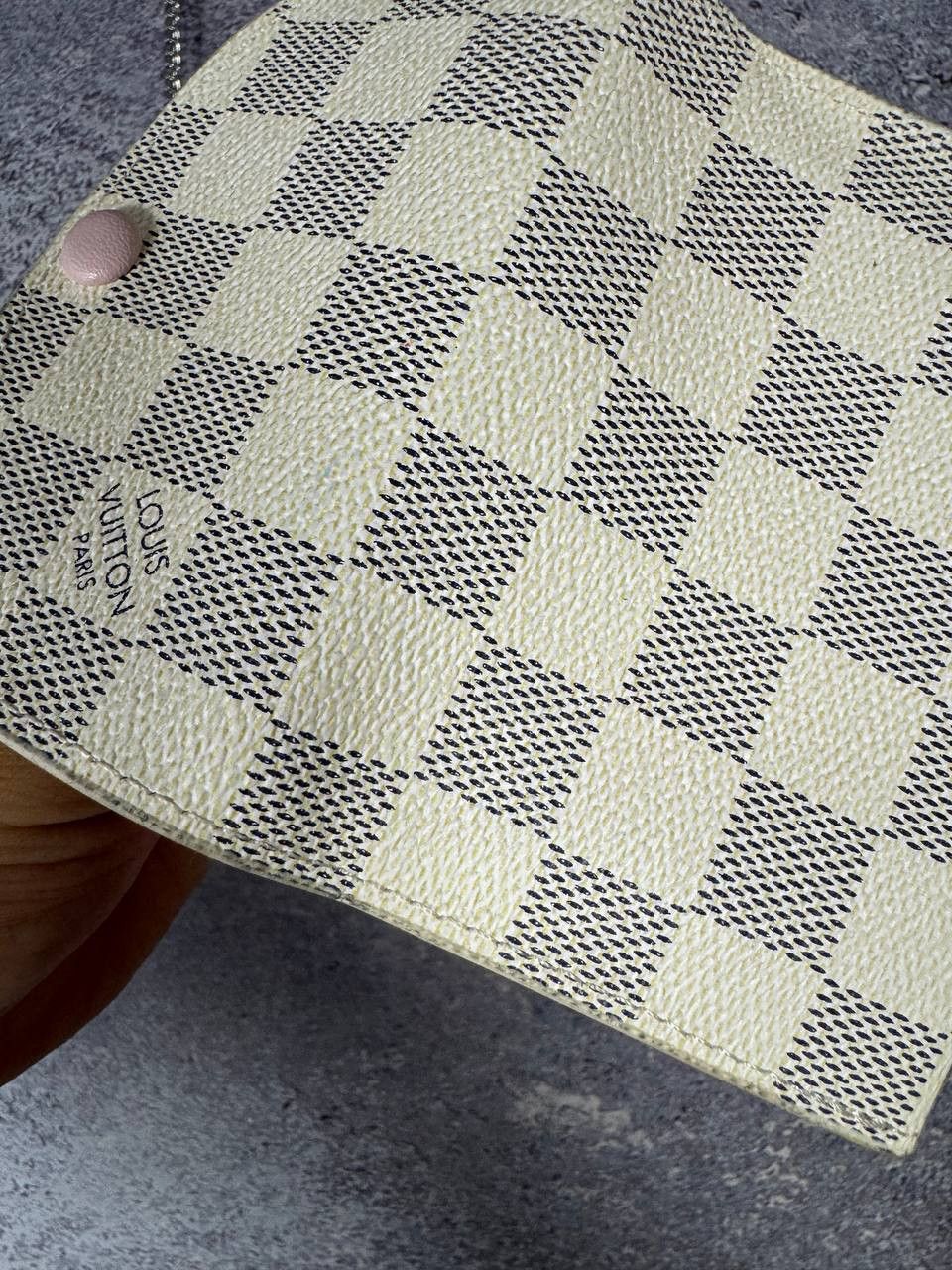 Louis Vuitton Louis Vuitton Damier Azur Canvas Wallet with Pink Button Size ONE SIZE - 17 Thumbnail
