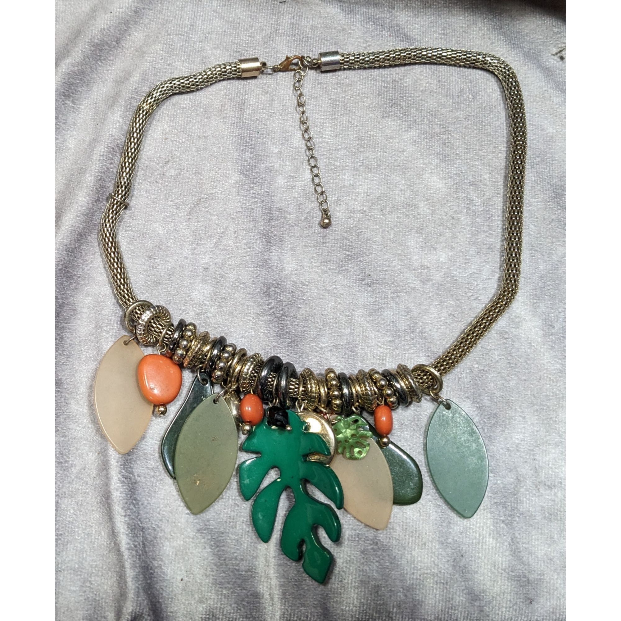 Other Tropical Jungle Chunky Leaf Charm Necklace Size ONE SIZE - 6 Thumbnail