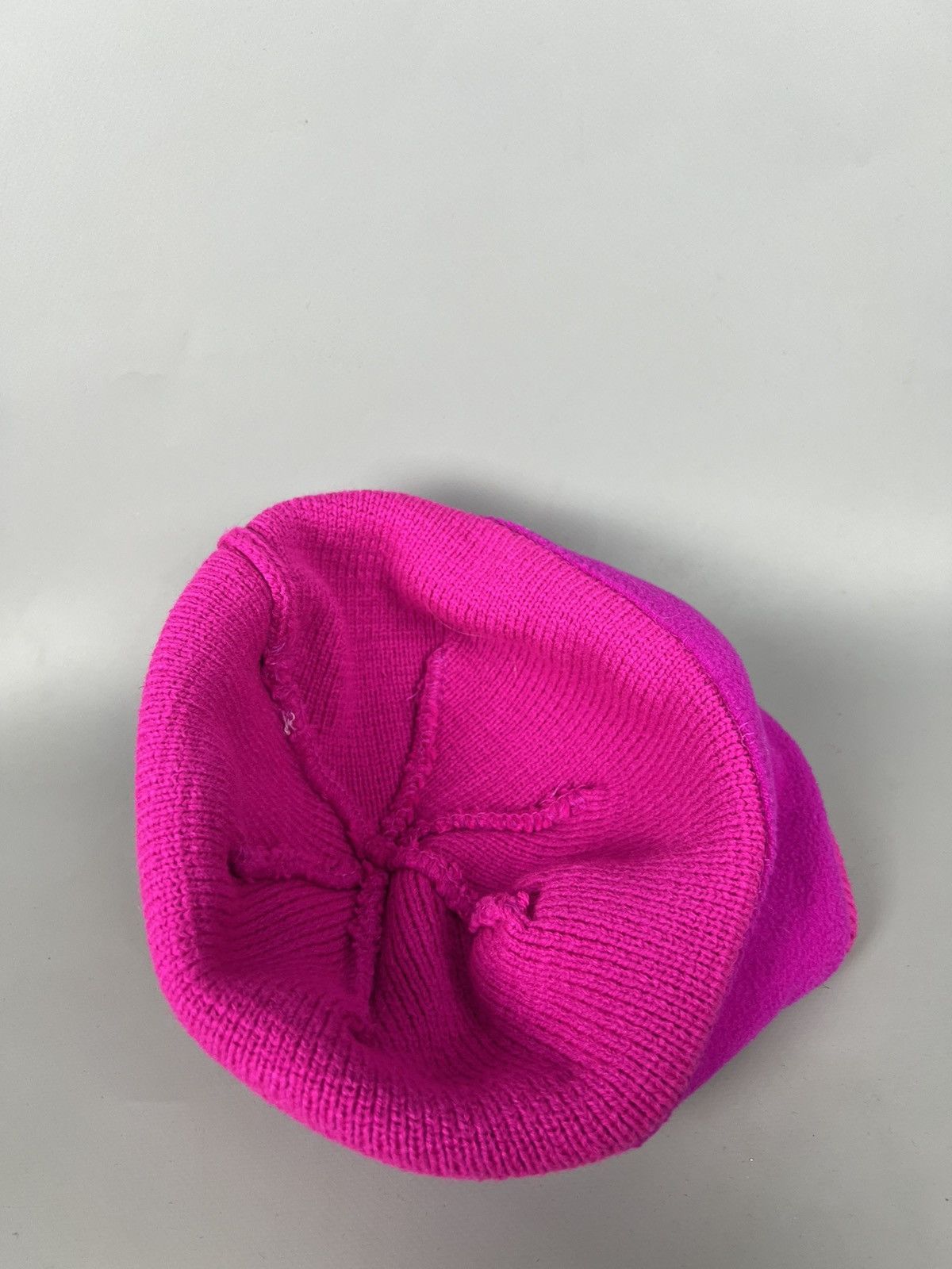 The North Face The North Face vintage beanie hat pink with logo Size ONE SIZE - 7 Thumbnail