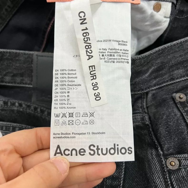 Acne Studios Acne Studios Black washed wide-leg jeans Size US 30 / EU 46 - 6 Thumbnail