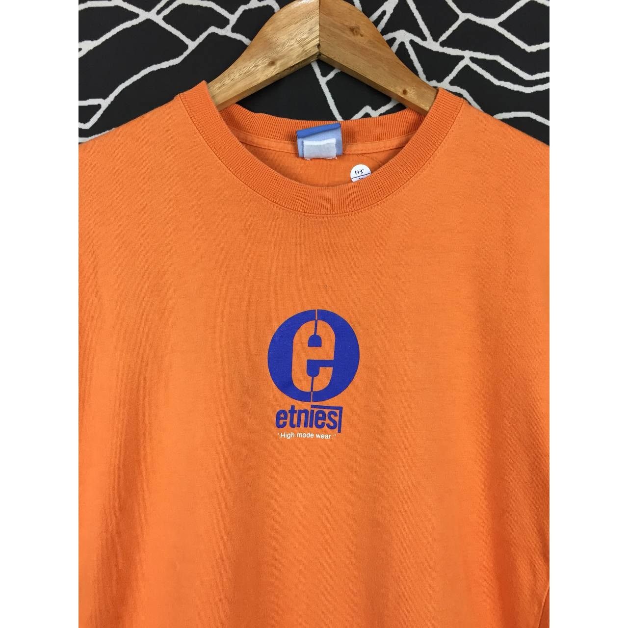 Etnies × Vintage Vtg Etnies Skateboards High Mode Wear Skate Tee Size S Size US S / EU 44-46 / 1 - 3 Thumbnail