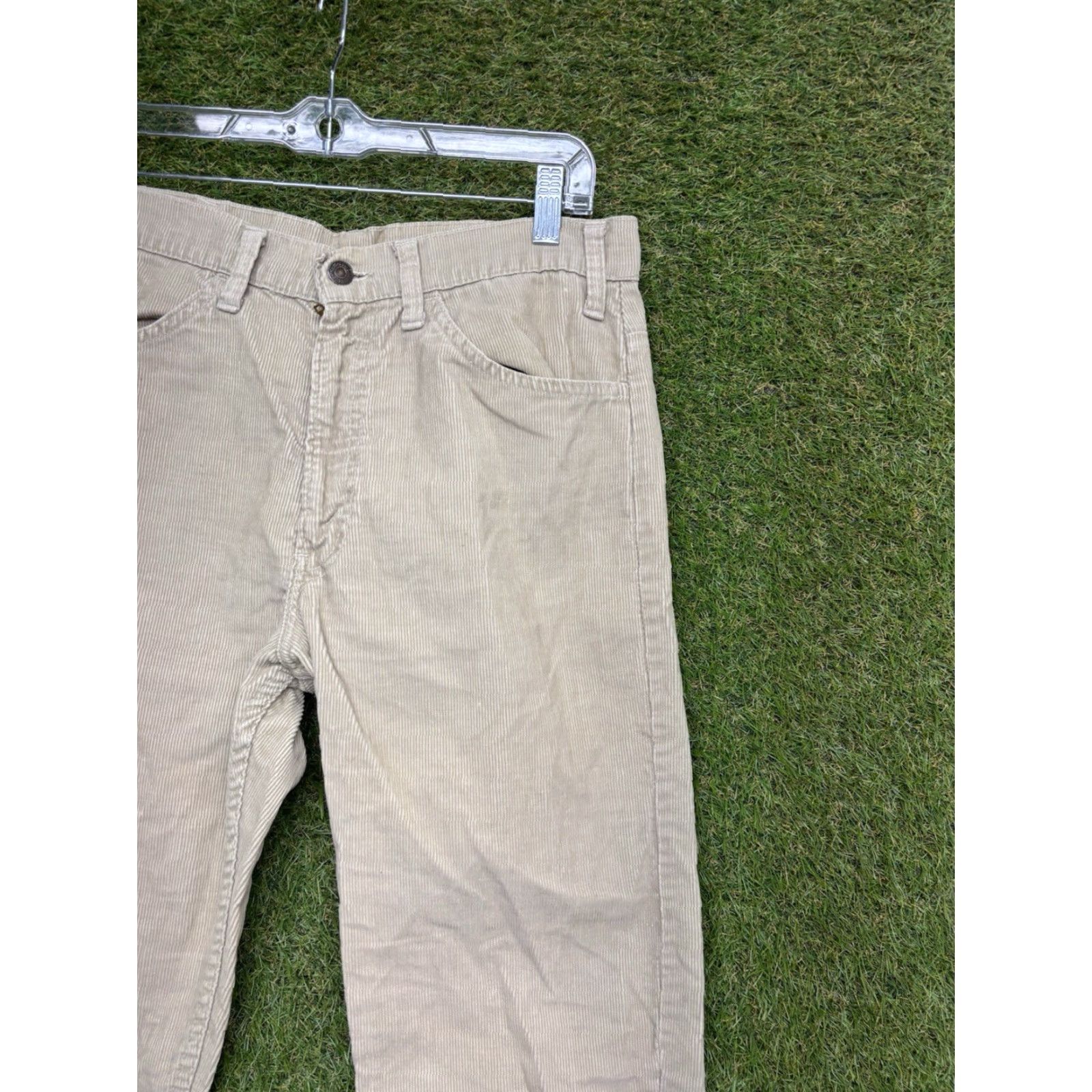 Levi's VINTAGE Levi's 519 Jeans Mens 30x32 Tan Corduroy Pants 519 Cords White Tab USA Made 80s 90s Retro USA Mens Jeans Size US 30 / EU 46 - 2 Thumbnail