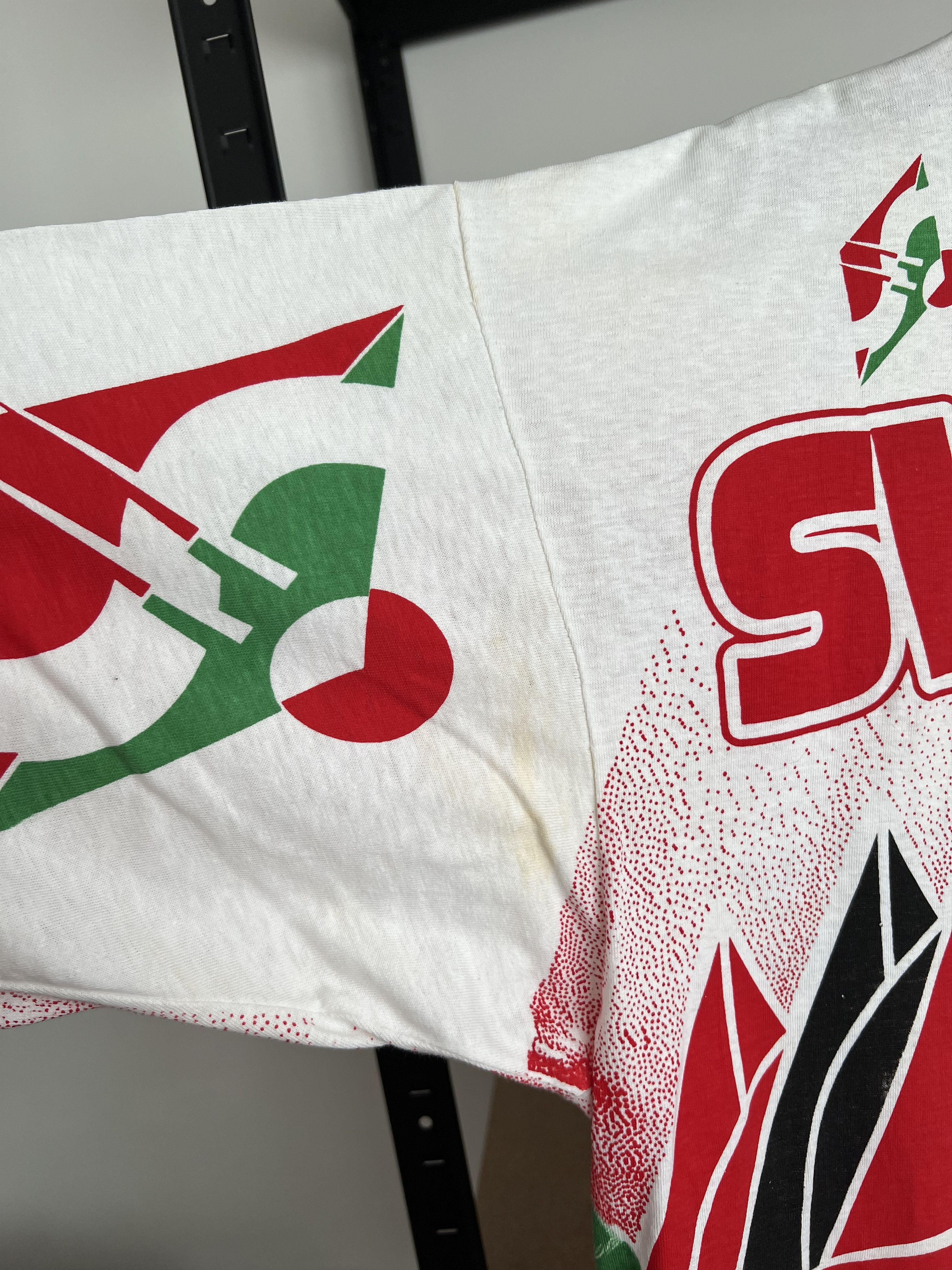 Vintage Vintage 90s Swindon Town FC The Robins English Soccer Tshirt Size US XXL / EU 58 / 5 - 12 Thumbnail