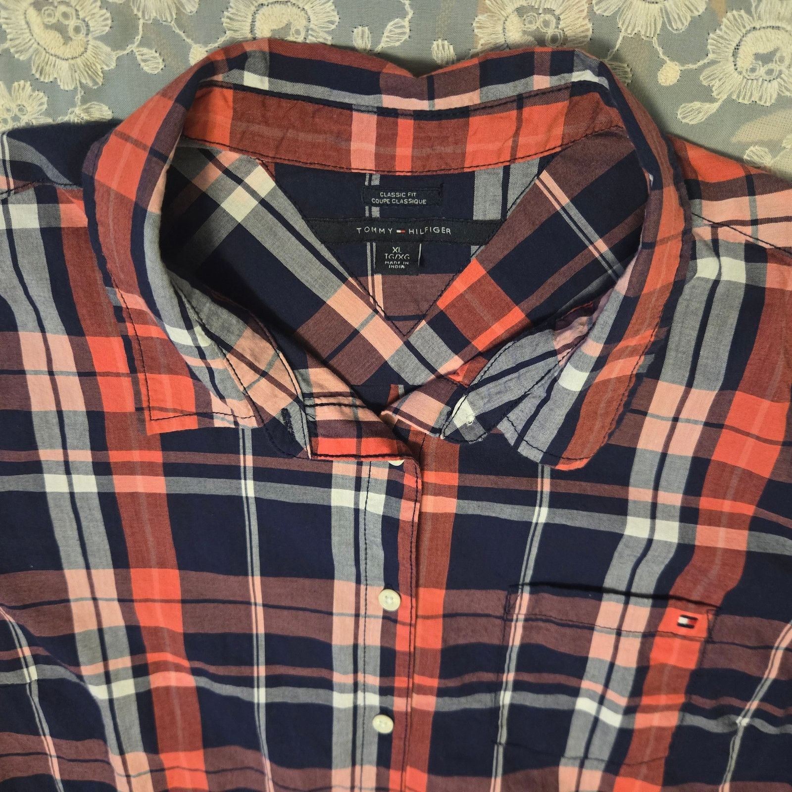 Tommy Hilfiger Tommy Hilfiger Women’s XL Plaid Button Down Shirt Cotton Size XL / US 12-14 / IT 48-50 - 4 Thumbnail