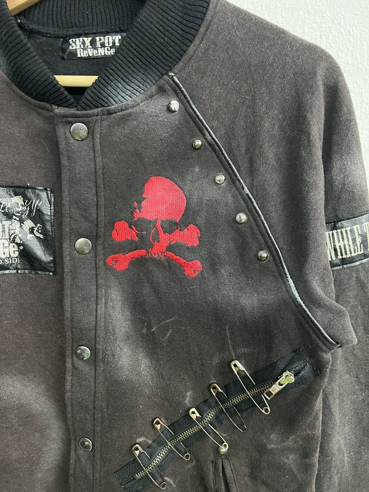 If Six Was Nine Vintage Sex Pot Revenge Trompe L'oeil Skull Sick Punk Style Size US L / EU 52-54 / 3 - 6 Thumbnail