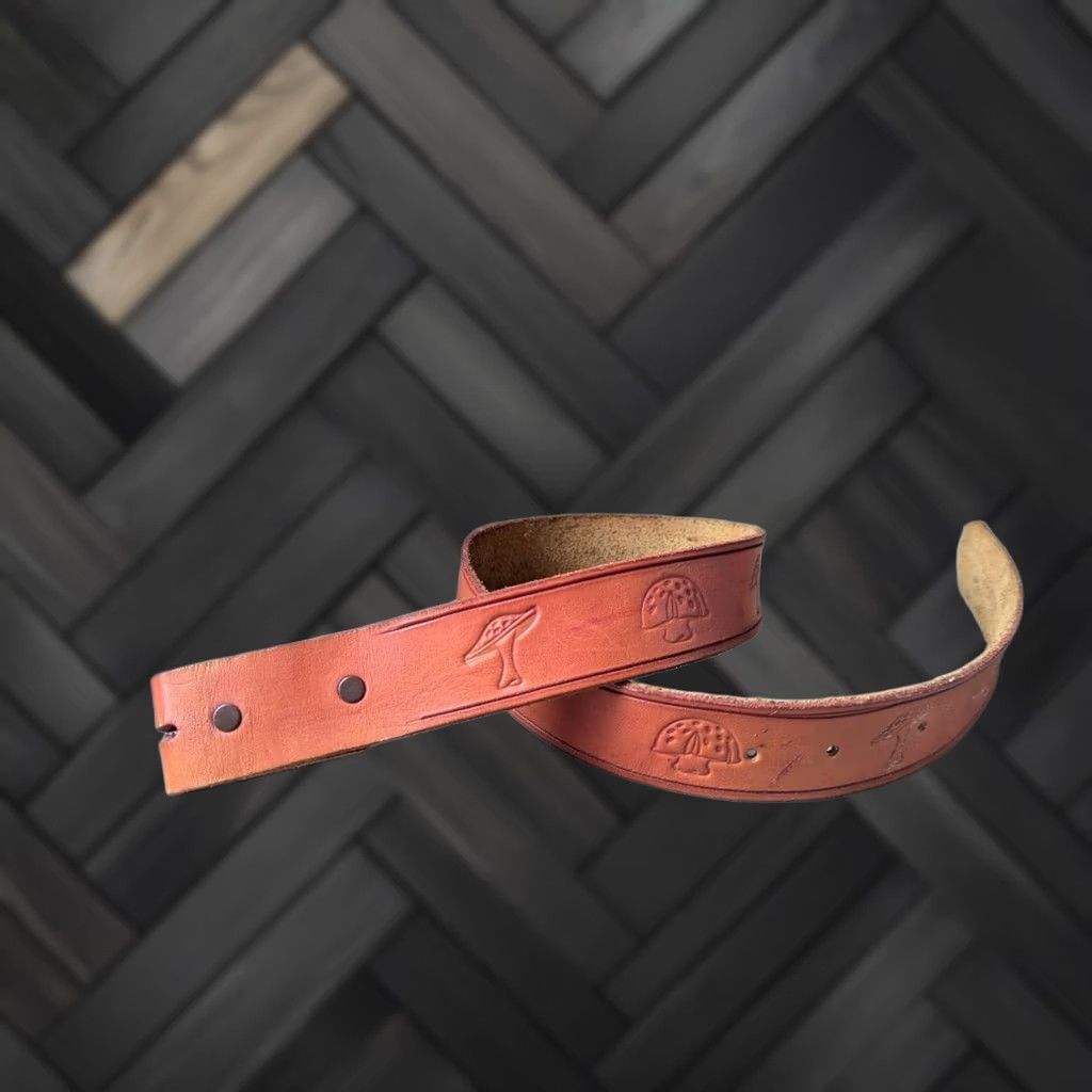 Vintage VINTAGE Handcrafted belt Mushroom toooled buckle leather brown western adult 28 Size 28 - 1 Thumbnail