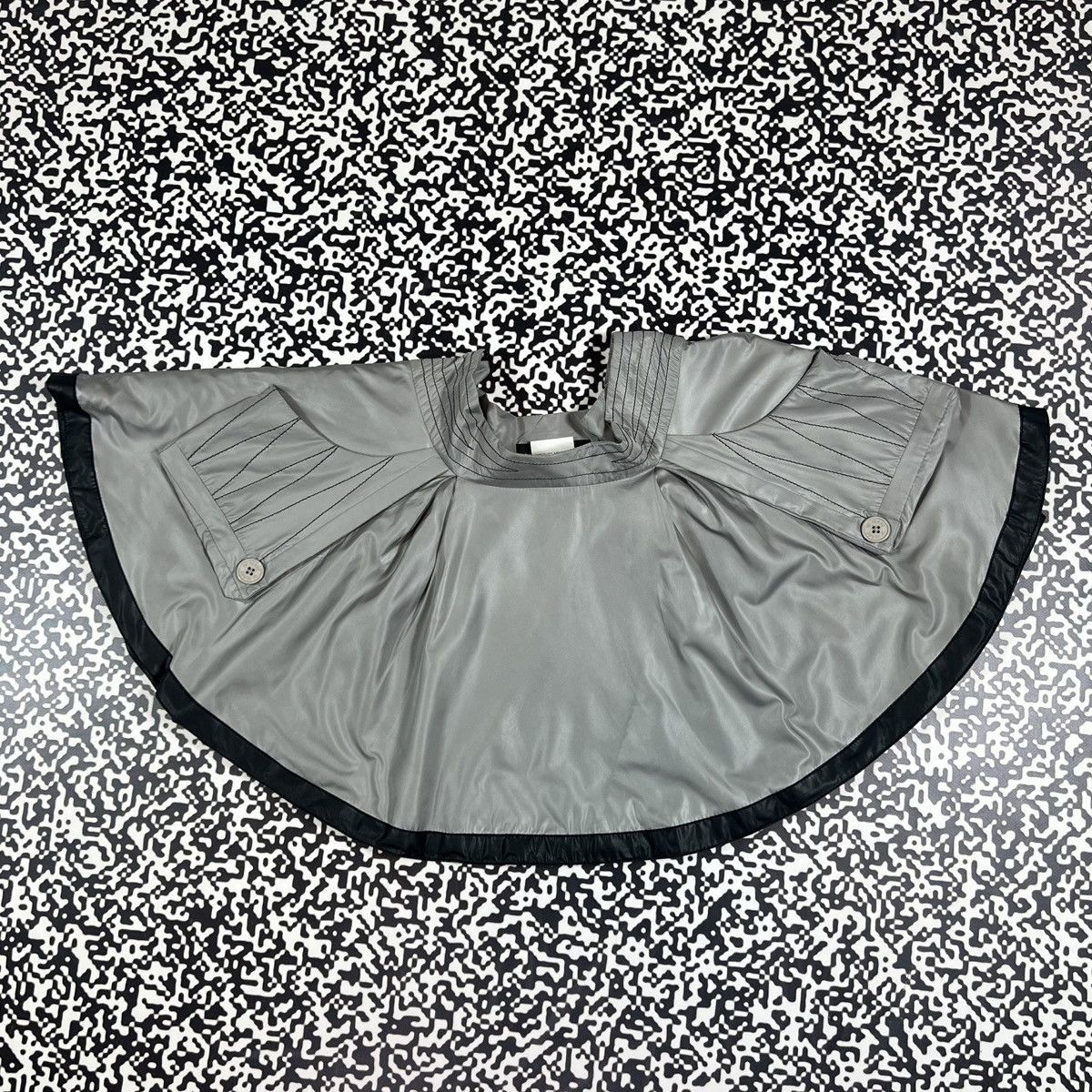 GF Ferre Vintage Y2K GF FERRE Gianfranco Flared Mini Skirt Luxury Size 26" / US 2 / IT 38 - 6 Thumbnail