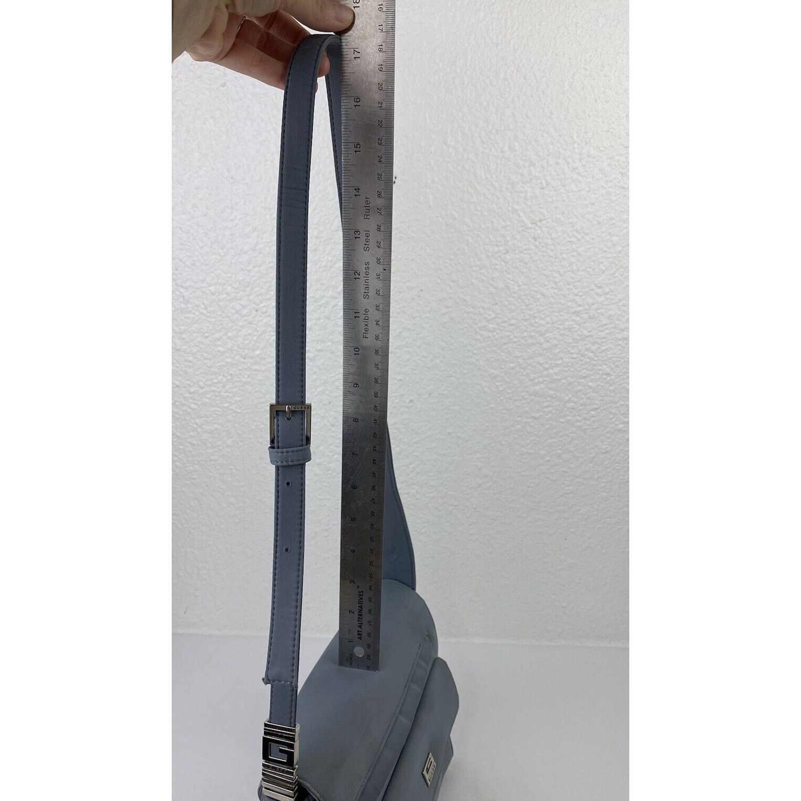 Guess VTG GUESS Gray Nylon Shoulder Bag Purse Metal Logo Y2K 90s Size ONE SIZE - 23 Thumbnail