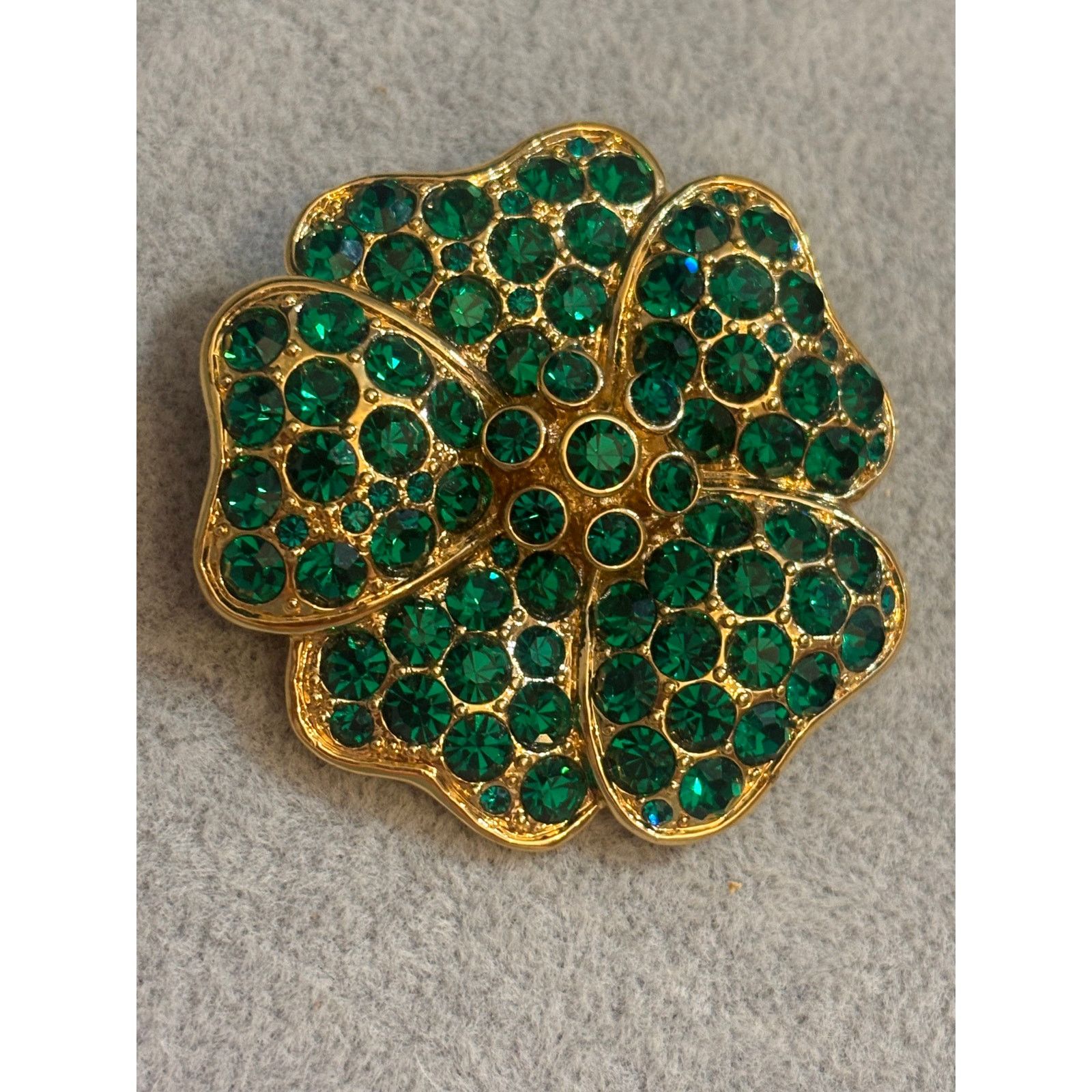 Monet Vintage Monet Emerald Green Rhinestone Floral Brooch Size ONE SIZE - 1 Thumbnail