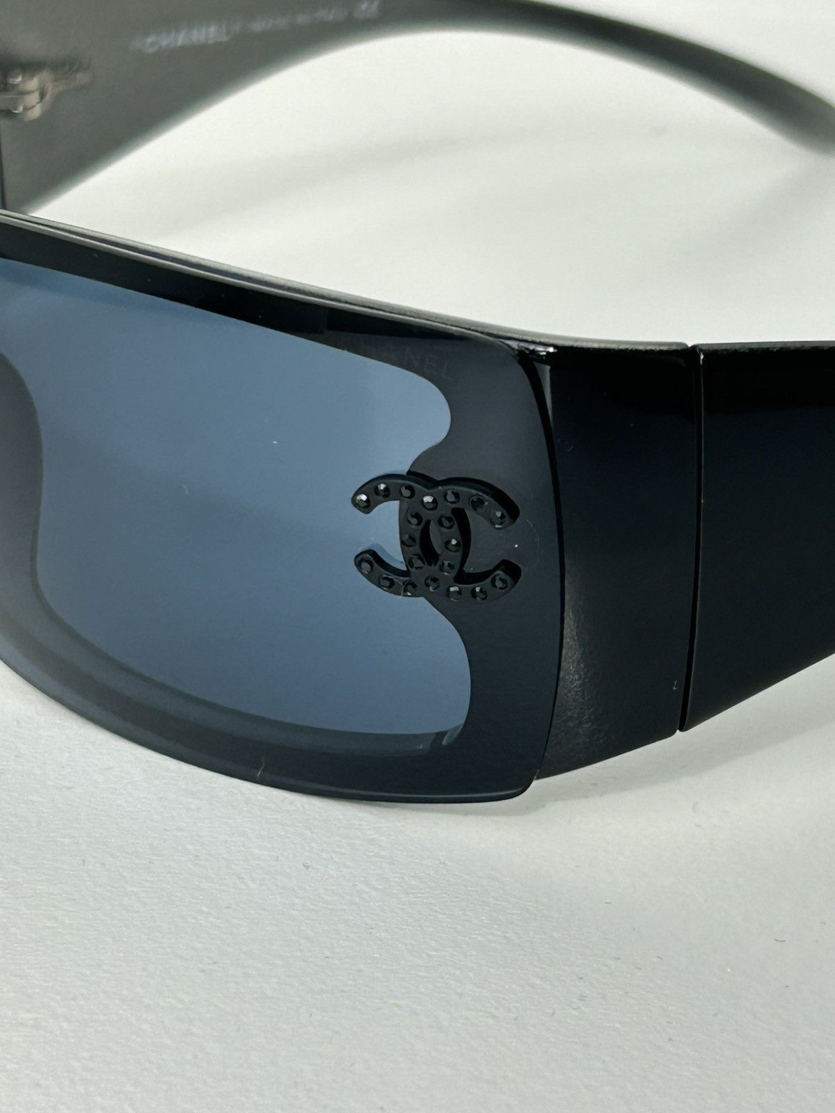 Chanel × Vintage Chanel 5088-B CC rhinestone vintage sunglasses Size ONE SIZE - 3 Thumbnail