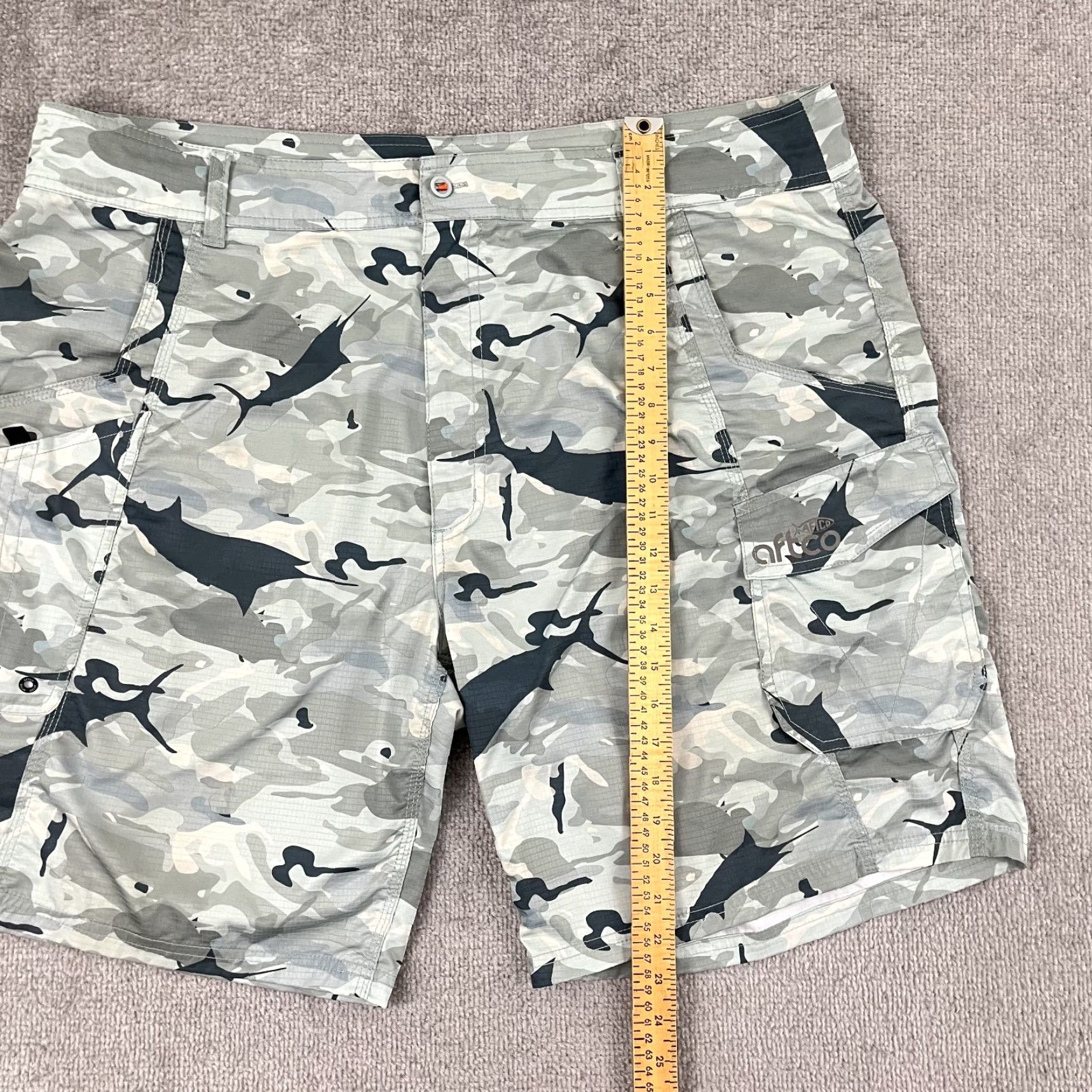 Vintage AFTCO Mens Cargo Shorts 42 Grey Camouflage Outdoor Casual Workwear Cargo Pocket 9.5" Inseam Regular Fit Mens Size US 42 / EU 58 - 5 Thumbnail