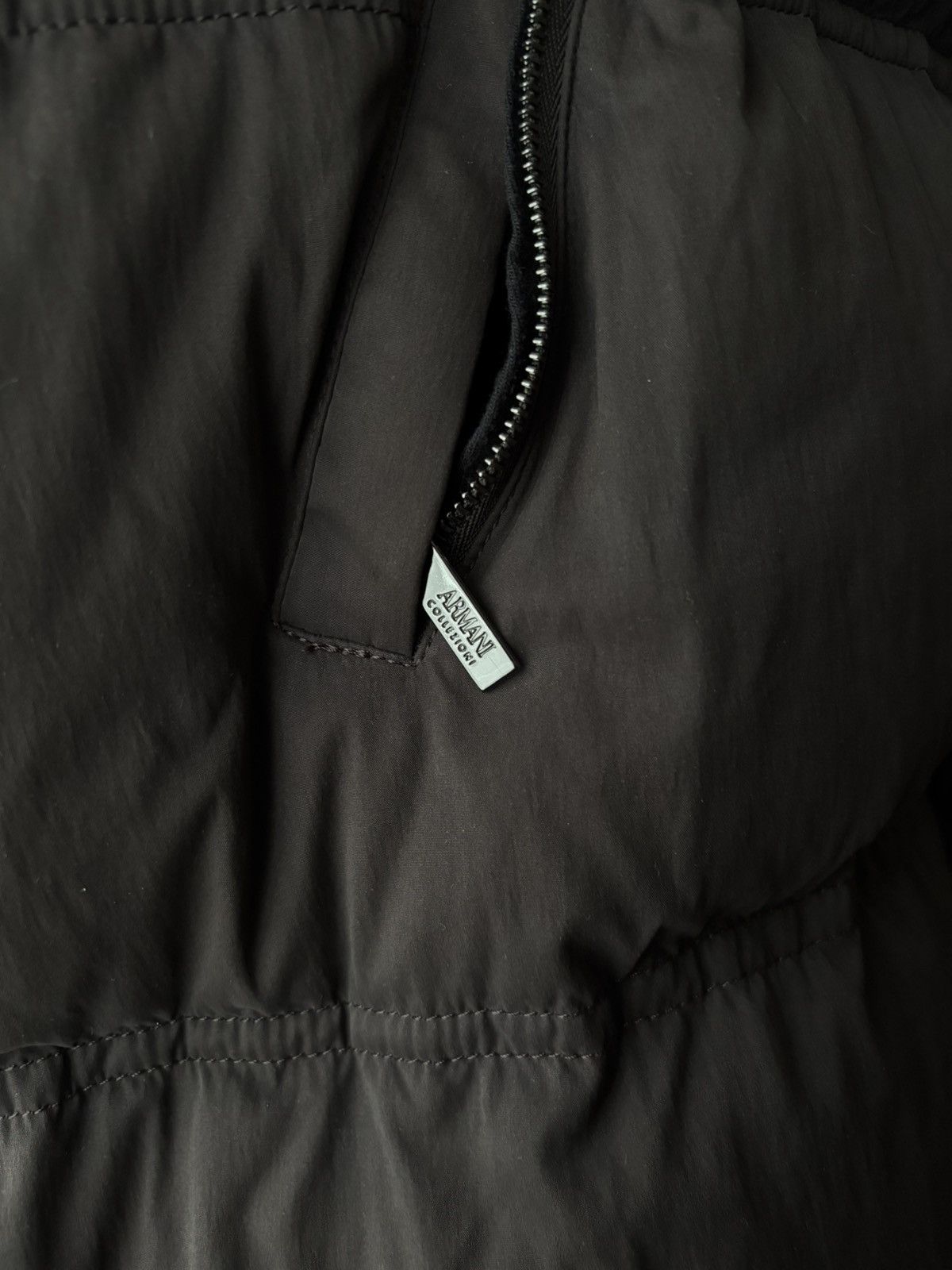 Armani Collezioni Armani designer coat / parka / jacket Size US M / EU 48-50 / 2 - 4 Thumbnail