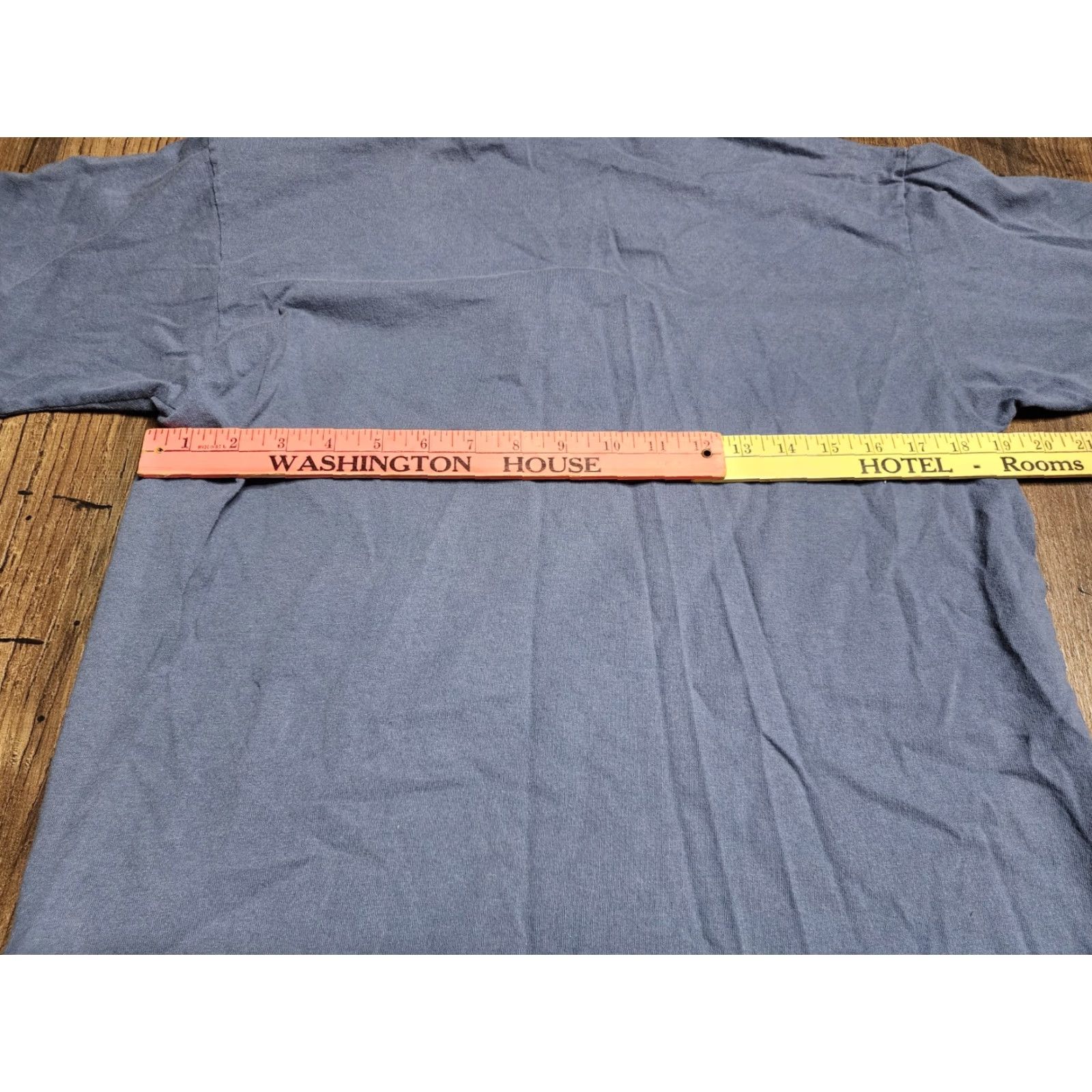 Anvil VINTAGE Anvil T-Shirt Shirt Mens L Blue Embroidered Logo 90s Seattle Washington Crew Neck Short Sleeve Distressed Size US L / EU 52-54 / 3 - 3 Thumbnail