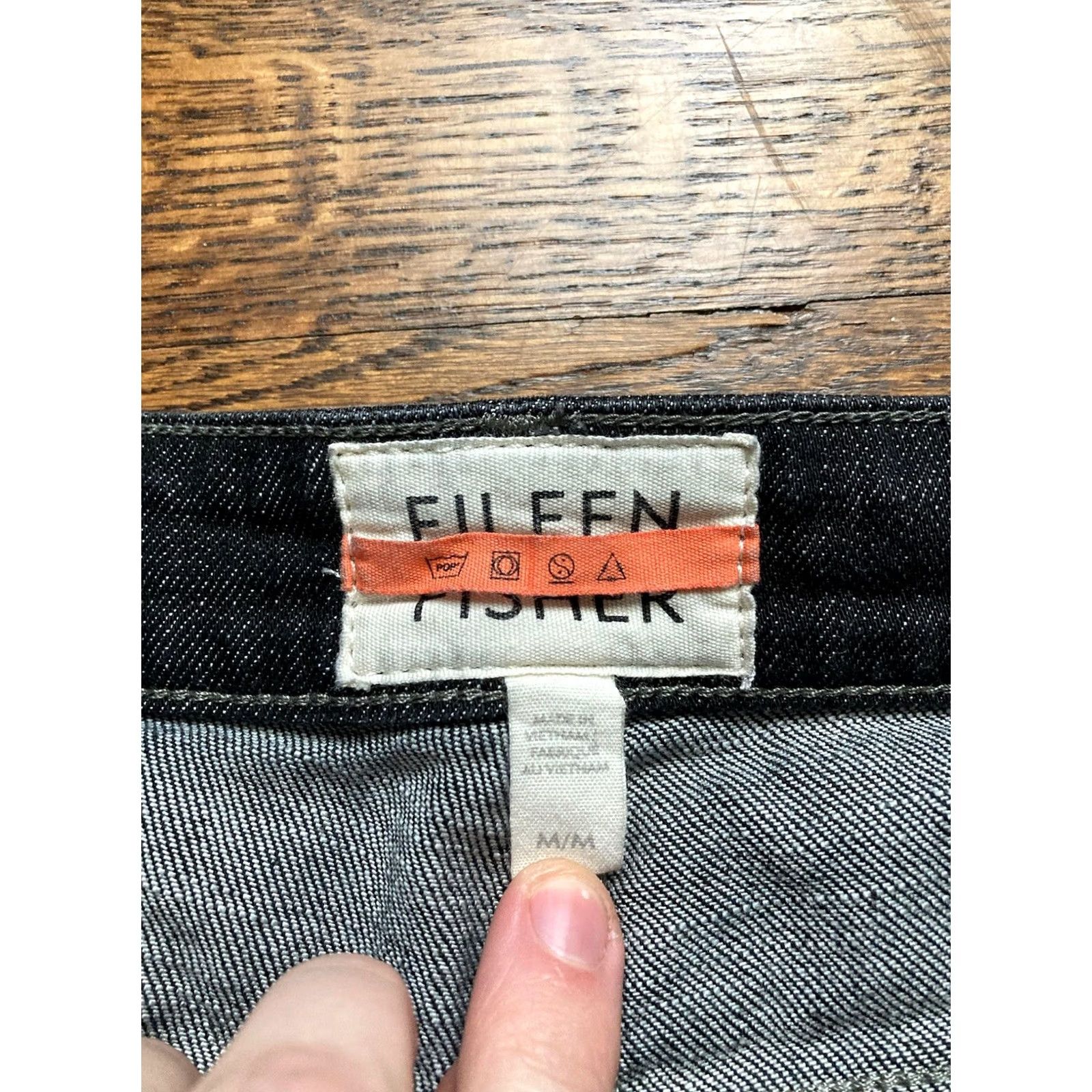 Eileen Fisher Eileen Fisher Jeans Womens Medium Black Denim Stretch Relaxed Straight Regular Pockets Solid Dark Vintage No Size 32" / US 10 / IT 46 - 7 Thumbnail