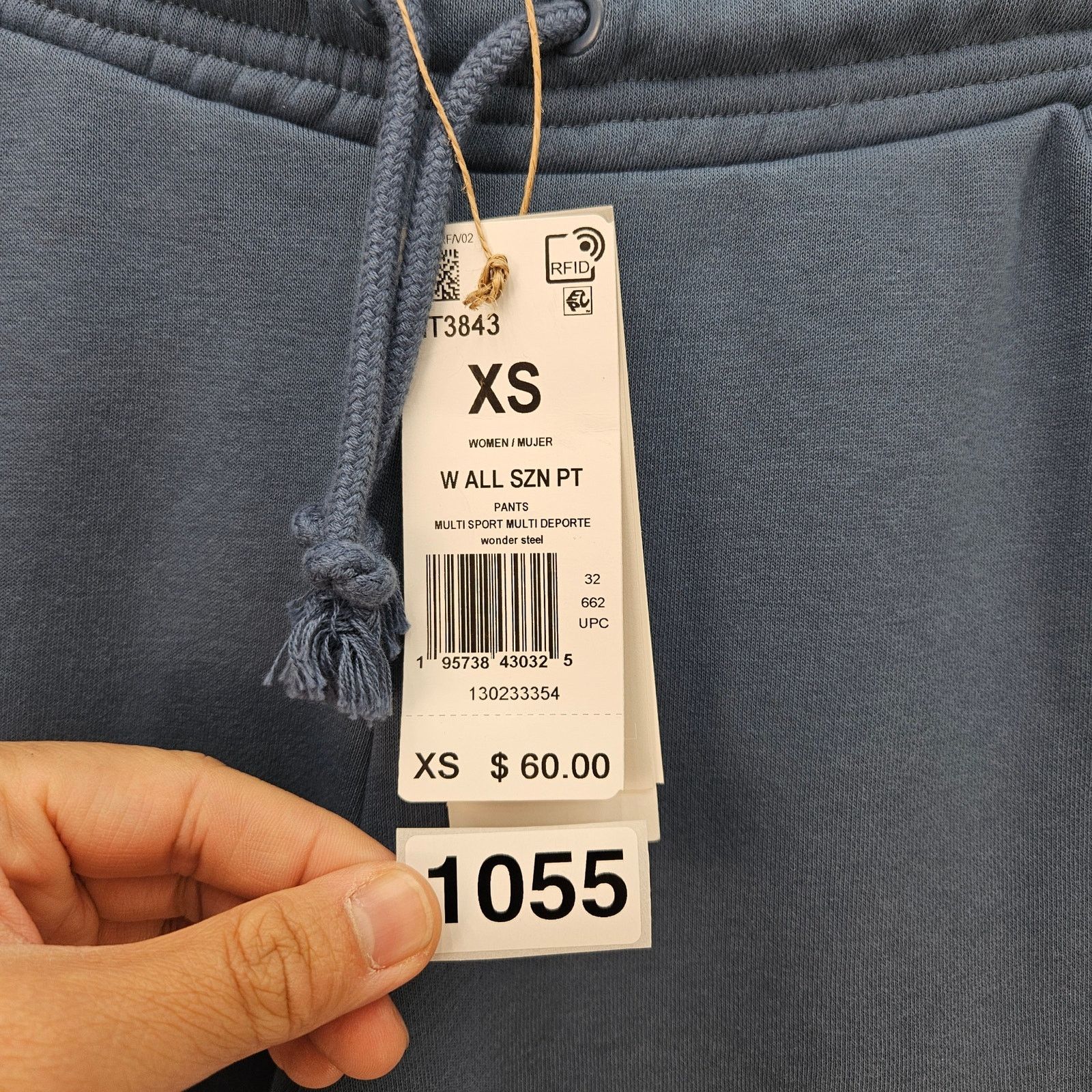 Adidas ADIDAS WOMEN'S XS SZN OVERSIZED WIDE THIGH JOGGER BLUE FLE Size 24" / US 00 / IT 34 - 3 Thumbnail