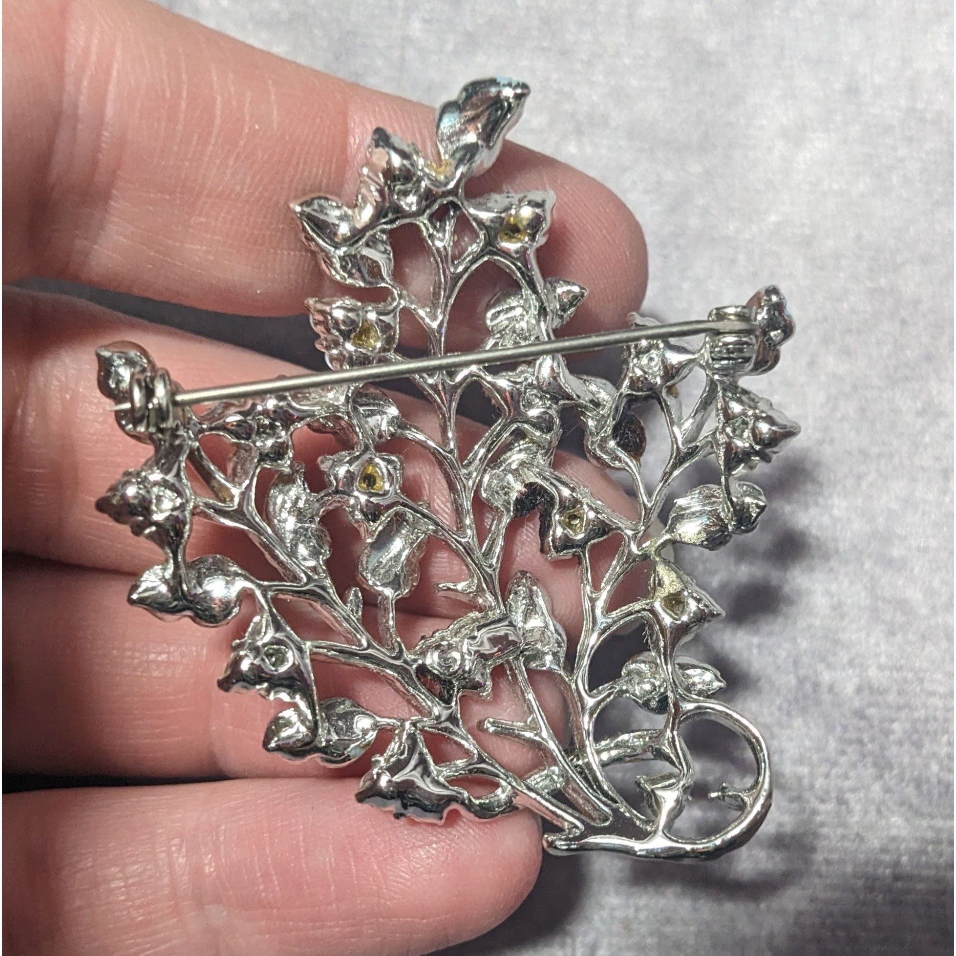 Other Vintage Floral Spray Blue And Silver Tone Brooch Size ONE SIZE - 6 Thumbnail