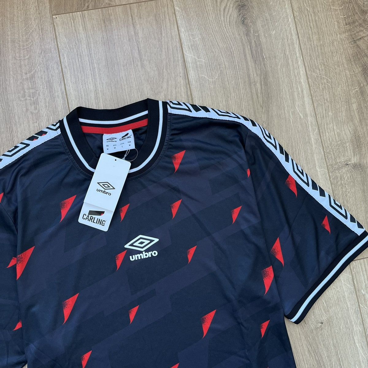 Umbro Limited Edition 2022 Umbro x Carling Football Jersey Size US M / EU 48-50 / 2 - 2 Thumbnail
