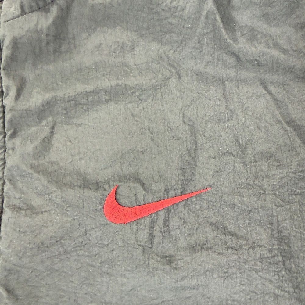 Nike Vintage Nike Y2K Men's Size Large Reversible Big Nike Logo Size US L / EU 52-54 / 3 - 8 Thumbnail