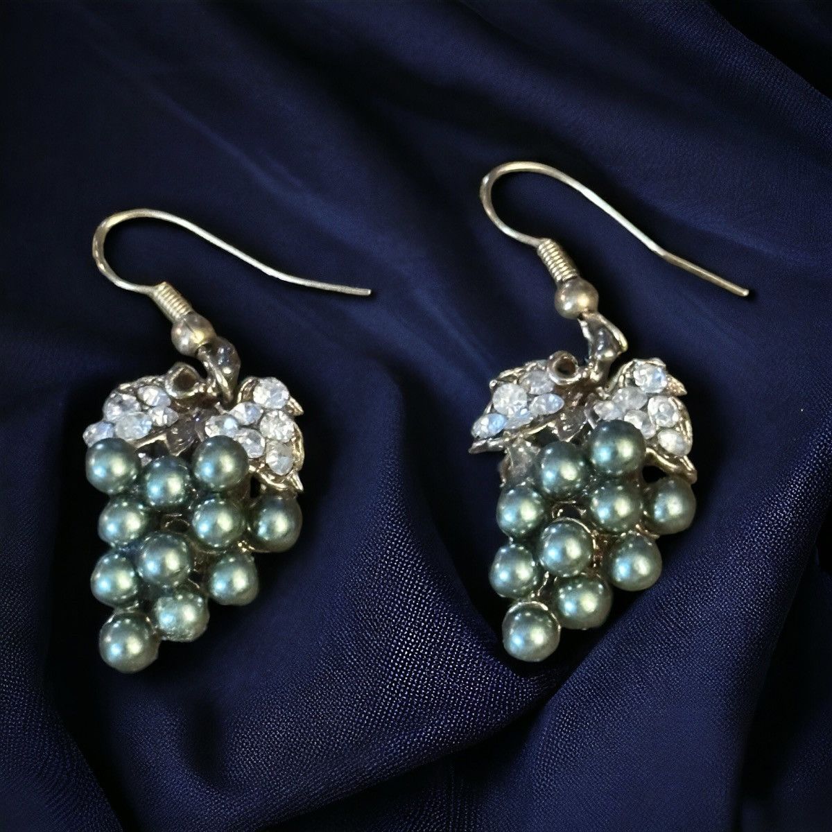 Other Grape cluster dangle hook earrings Size ONE SIZE - 1 Thumbnail