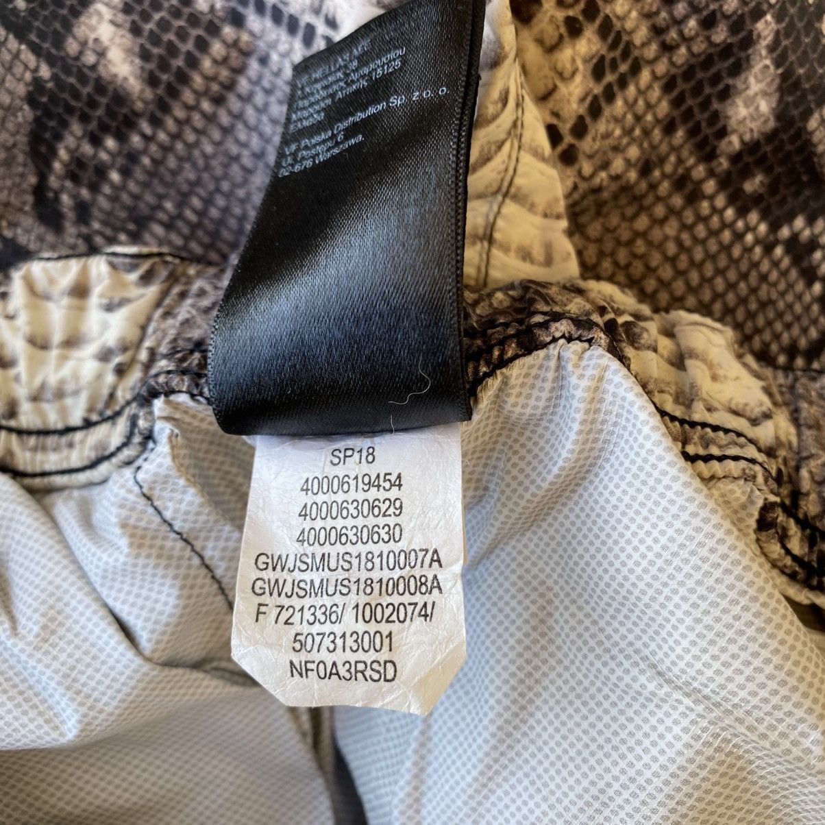 Supreme Supreme The North Face Snakeskin Pants Black 2018 Small Size US 30 / EU 46 - 5 Thumbnail