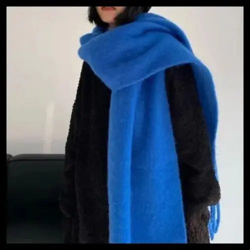 Japanese Brand Winter Scarf Long Tessel Size ONE SIZE - 1 Thumbnail