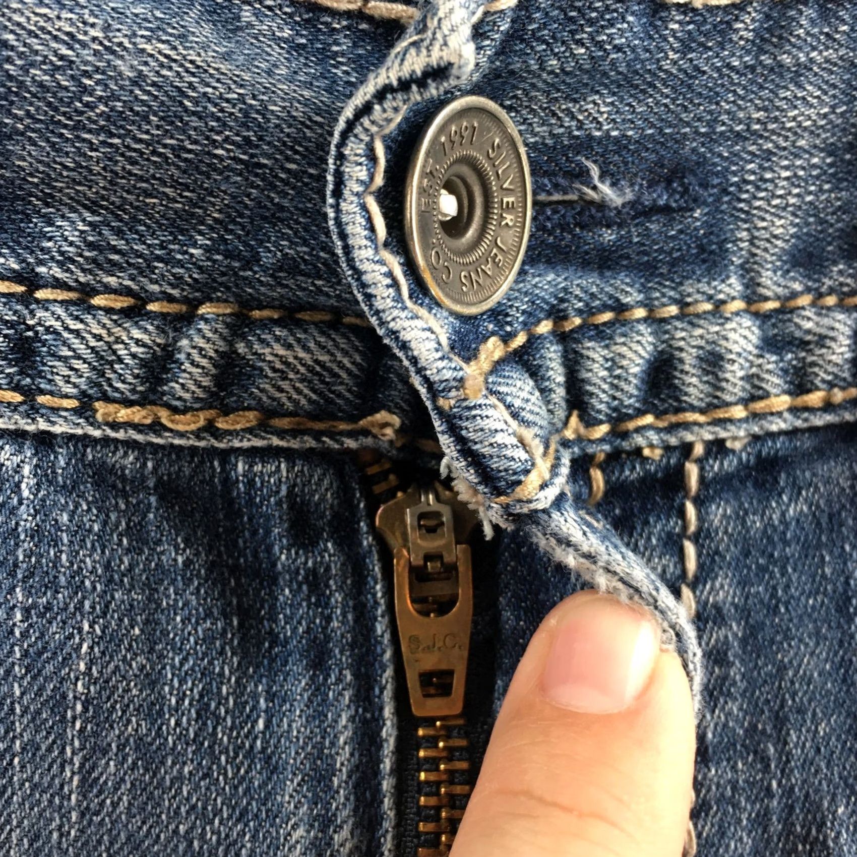 Silver Jeans Co. Silver Straight Jeans Mens 36x32 Blue Mid Rise Zip Fly Pockets Jeans Mens Regular Classic Straight 5-Pocket Denim Cotton 38 in Waist Size US 36 / EU 52 - 5 Thumbnail