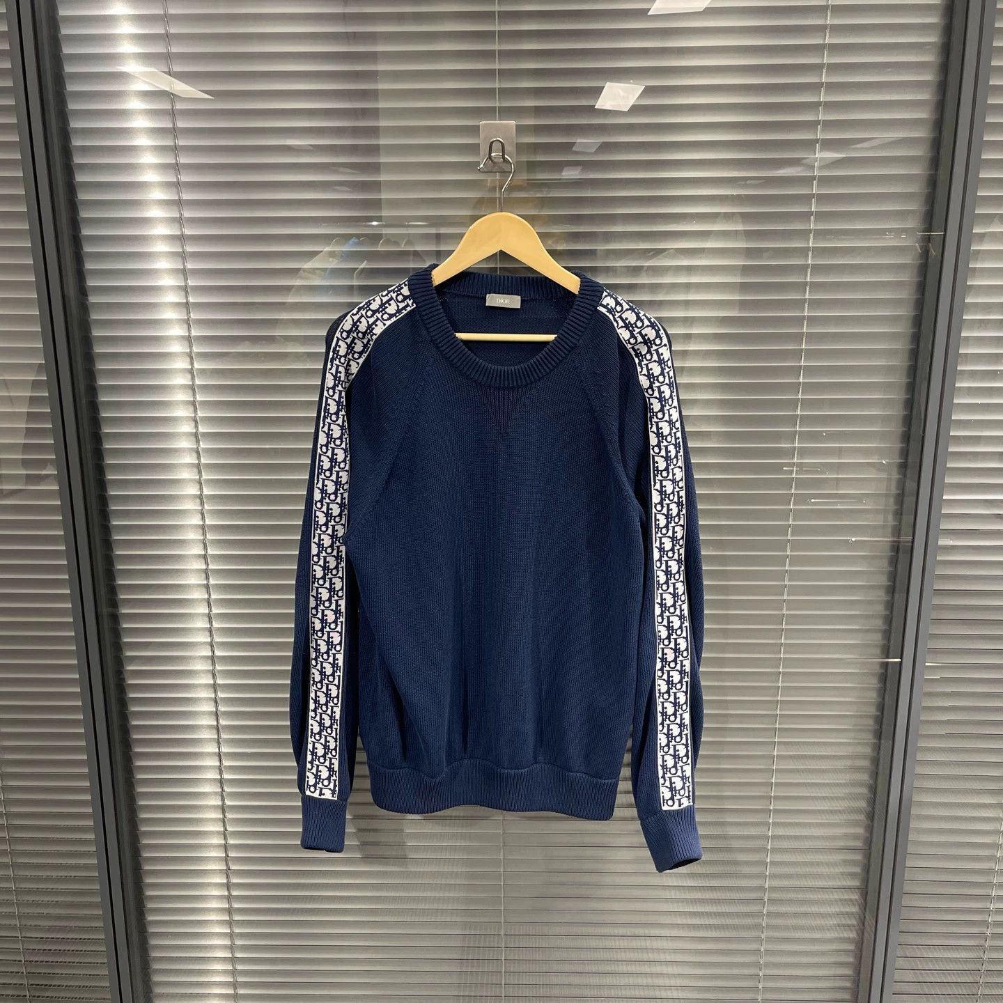 Dior Dior Navy Side Stripe Logo Allover Print Knit Sweater L 99 Size L / US 10 / IT 46 - 1 Thumbnail