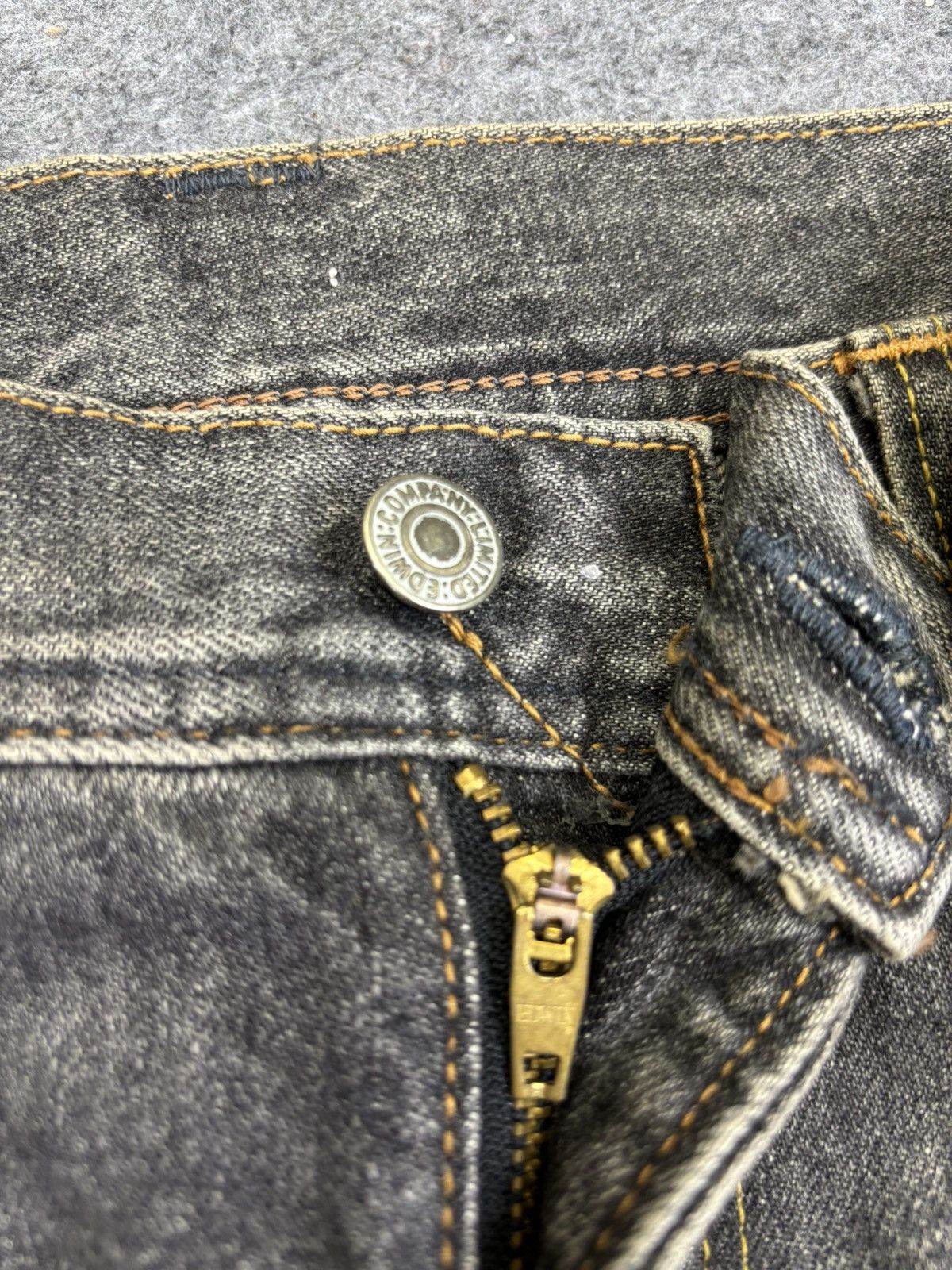 Edwin 💥90s Extra Baggy💥Vintage Edwin Rusty Black Wash Denim F839 Size US 33 - 7 Thumbnail