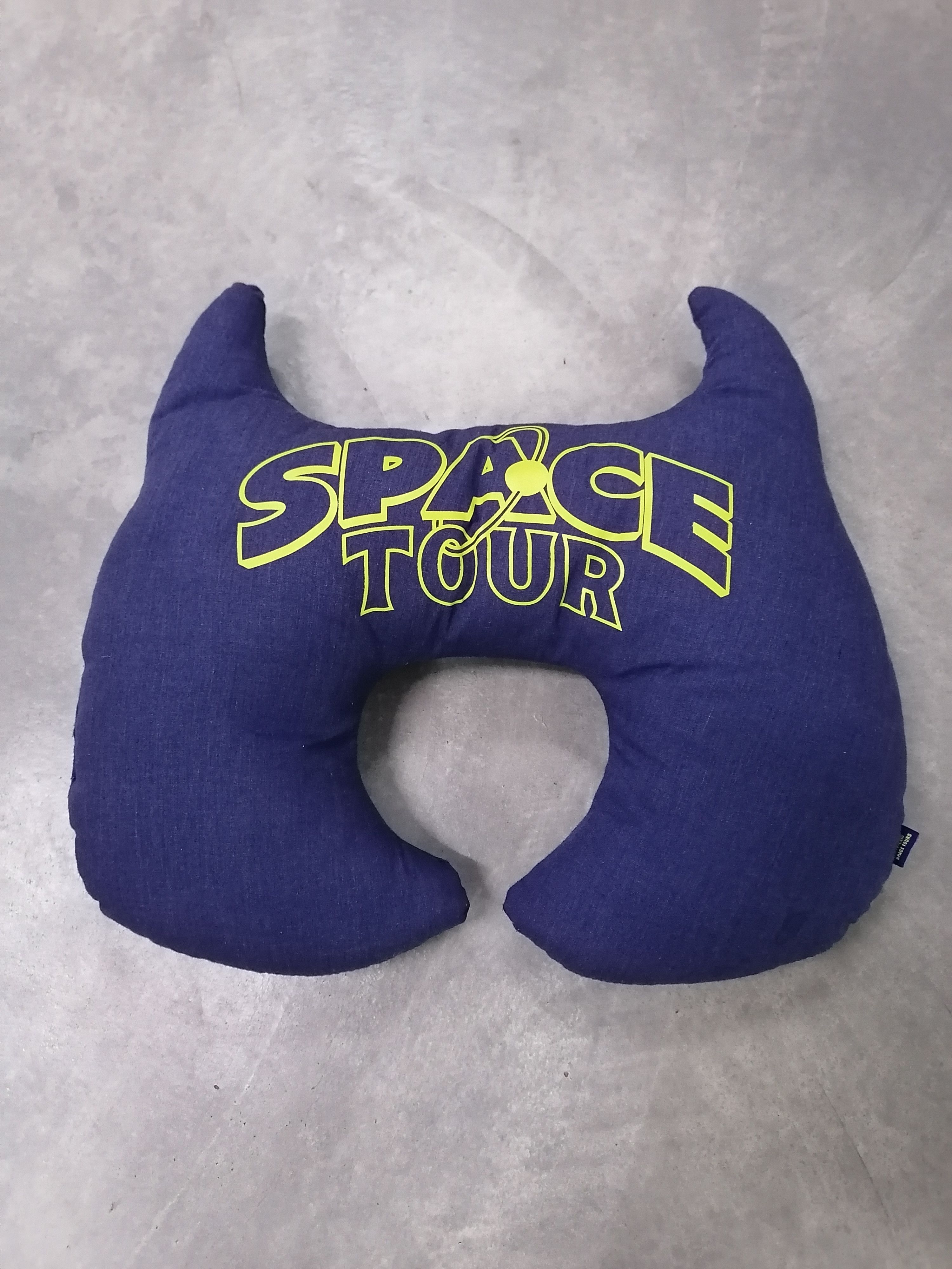 Hysteric Glamour × Japanese Brand Very Rare Hysteric Glamour Space Tours Neck Pillow Size ONE SIZE - 3 Thumbnail