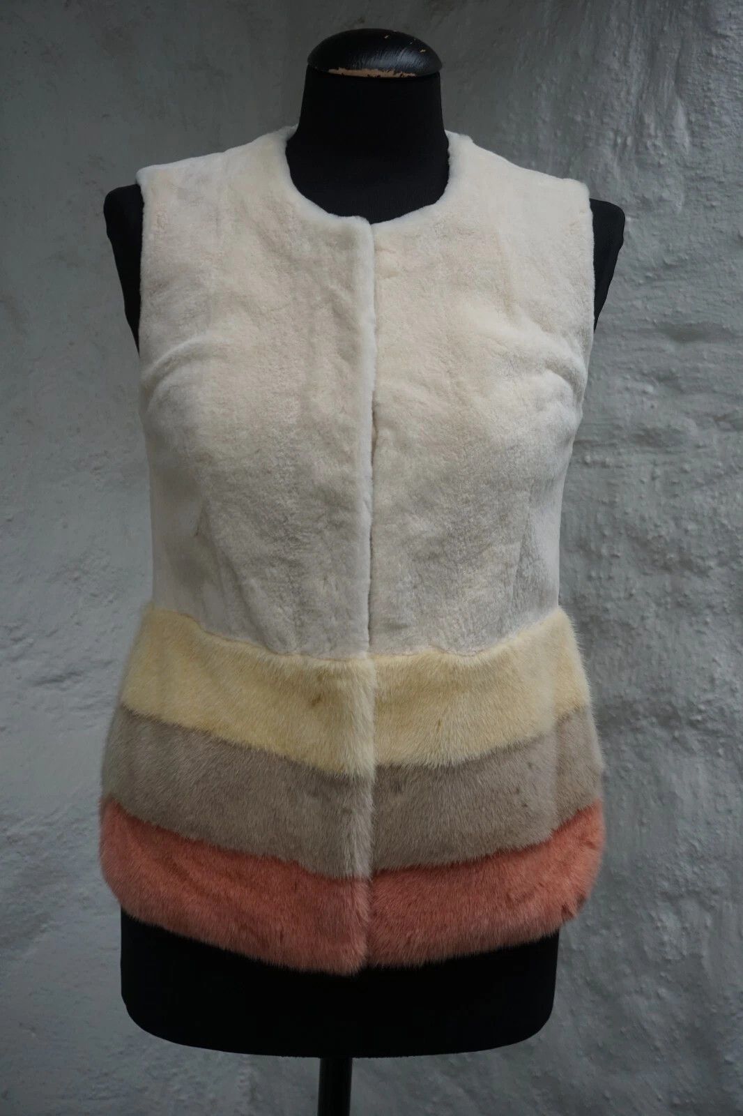 Loro Piana RARE New Loro Piana Women Visone Mink Fur Vest Jacket Small Size S / US 4 / IT 40 - 2 Thumbnail